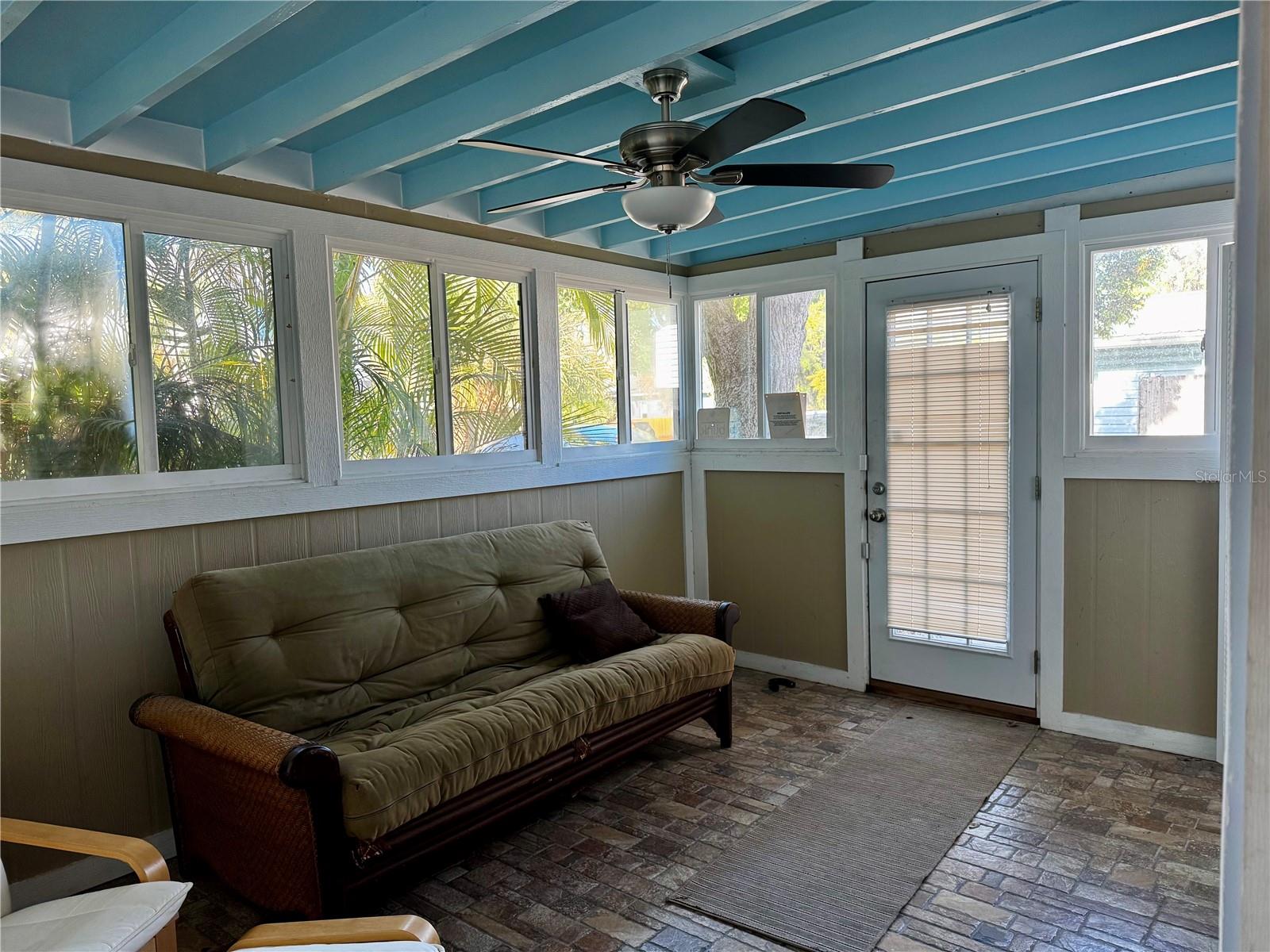 2559 ARLINGTON ST, SARASOTA, FL, 34239