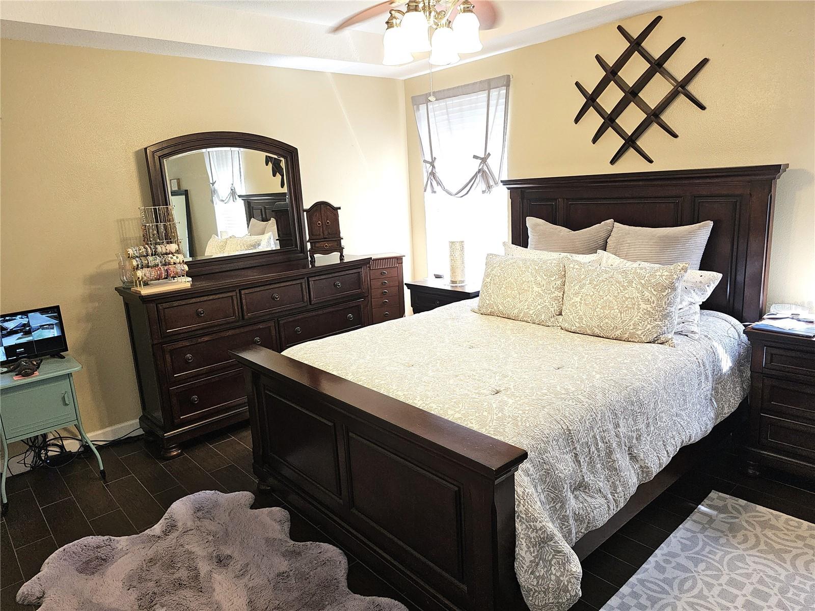 1613 MOSAIC FOREST DR, SEFFNER, FL, 33584