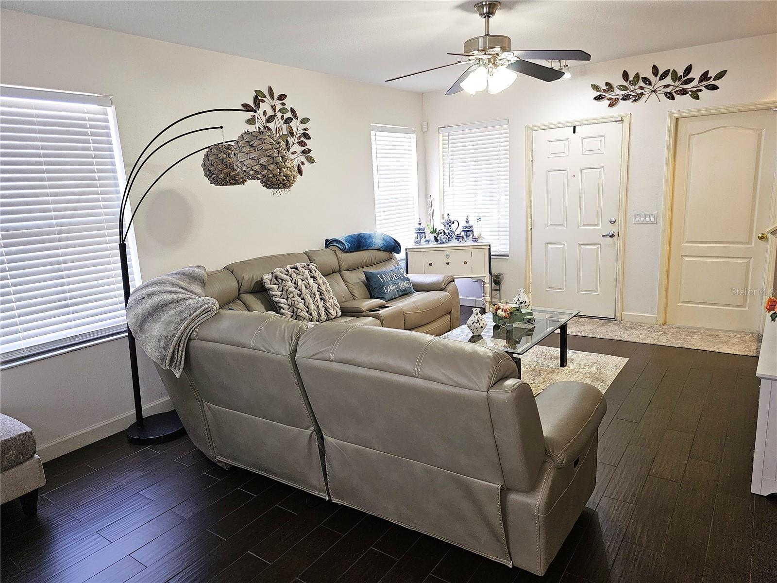 1613 MOSAIC FOREST DR, SEFFNER, FL, 33584