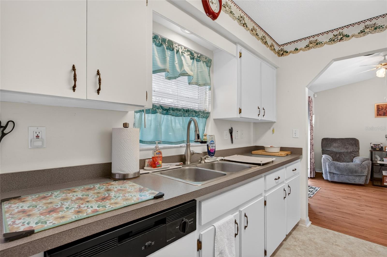 42 LARCH RADL, OCALA, FL, 34480