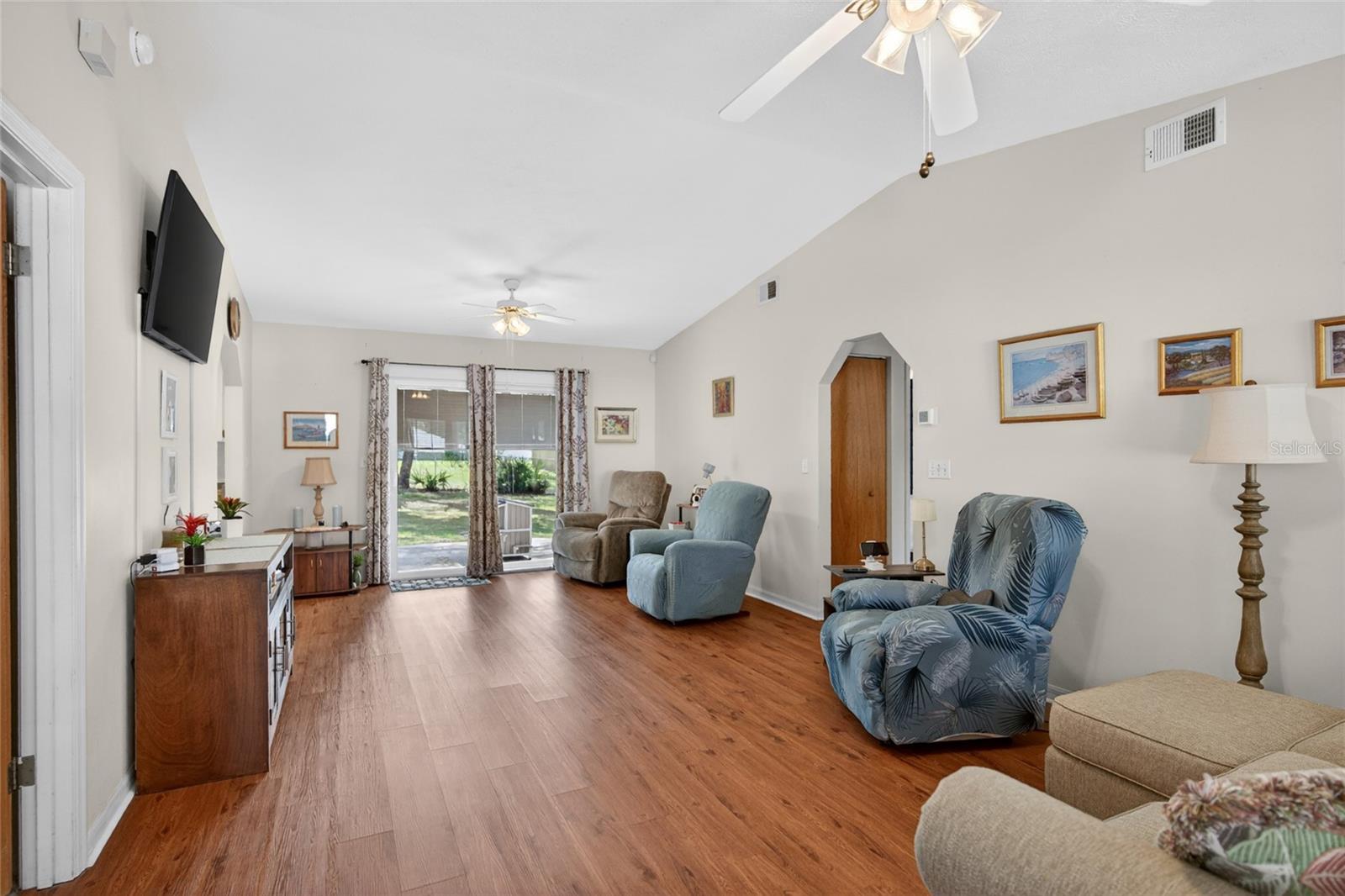42 LARCH RADL, OCALA, FL, 34480