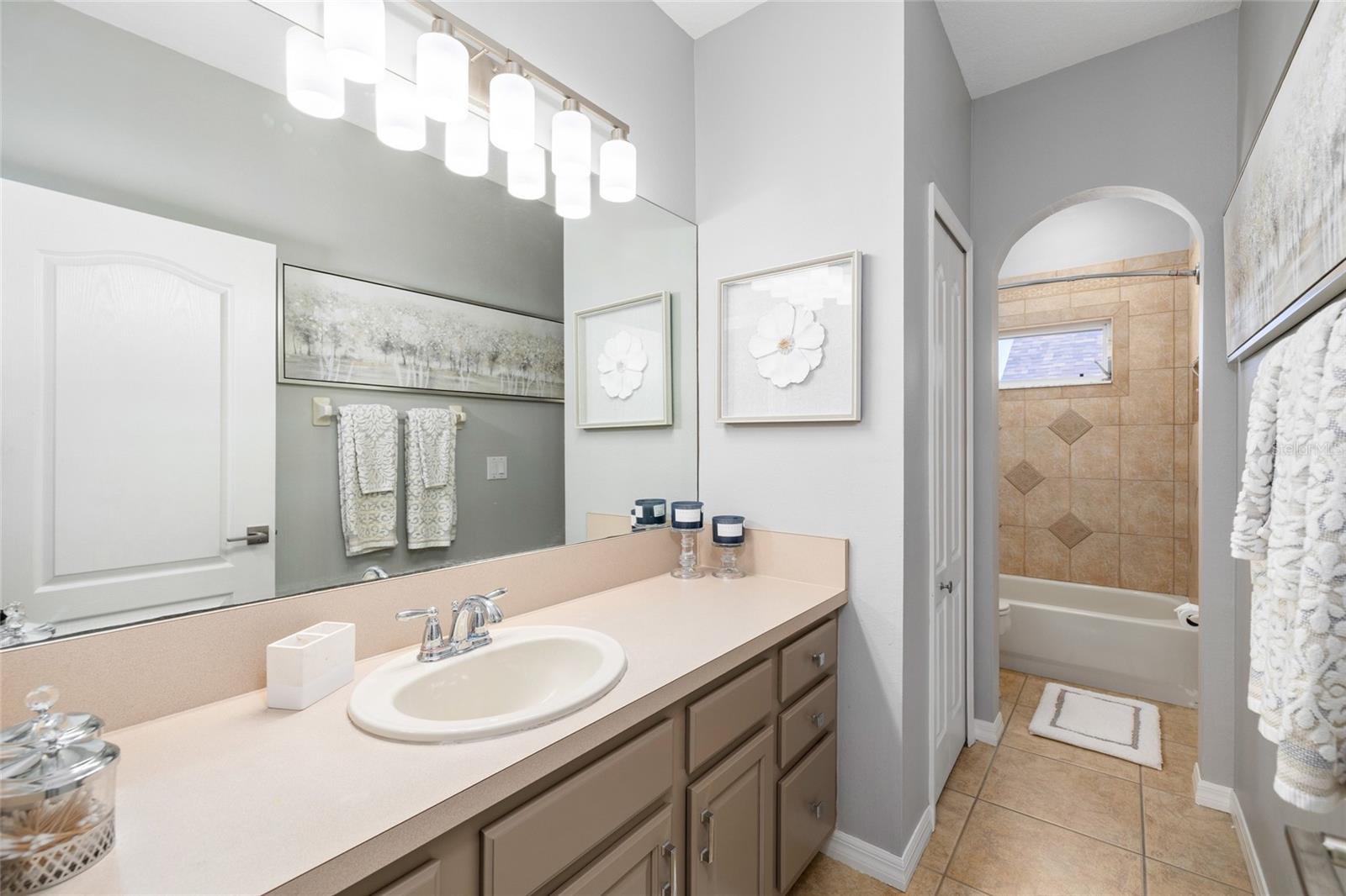 9642 GRETNA GREEN DR, TAMPA, FL, 33626