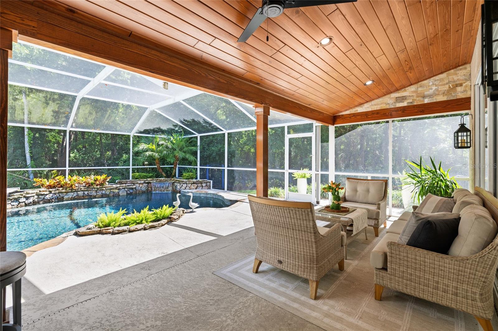 9642 GRETNA GREEN DR, TAMPA, FL, 33626