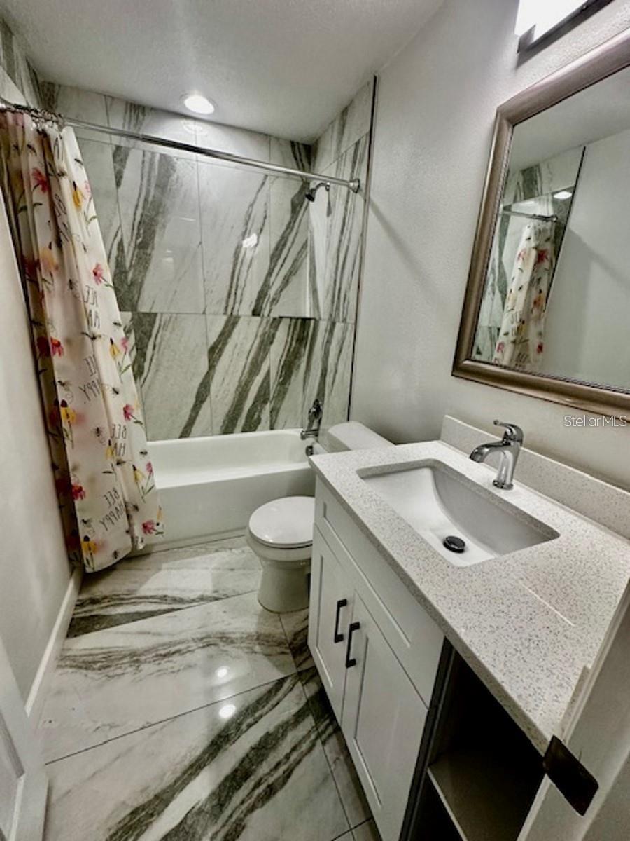 1415 S ADELLE AVE #B, DELAND, FL, 32720