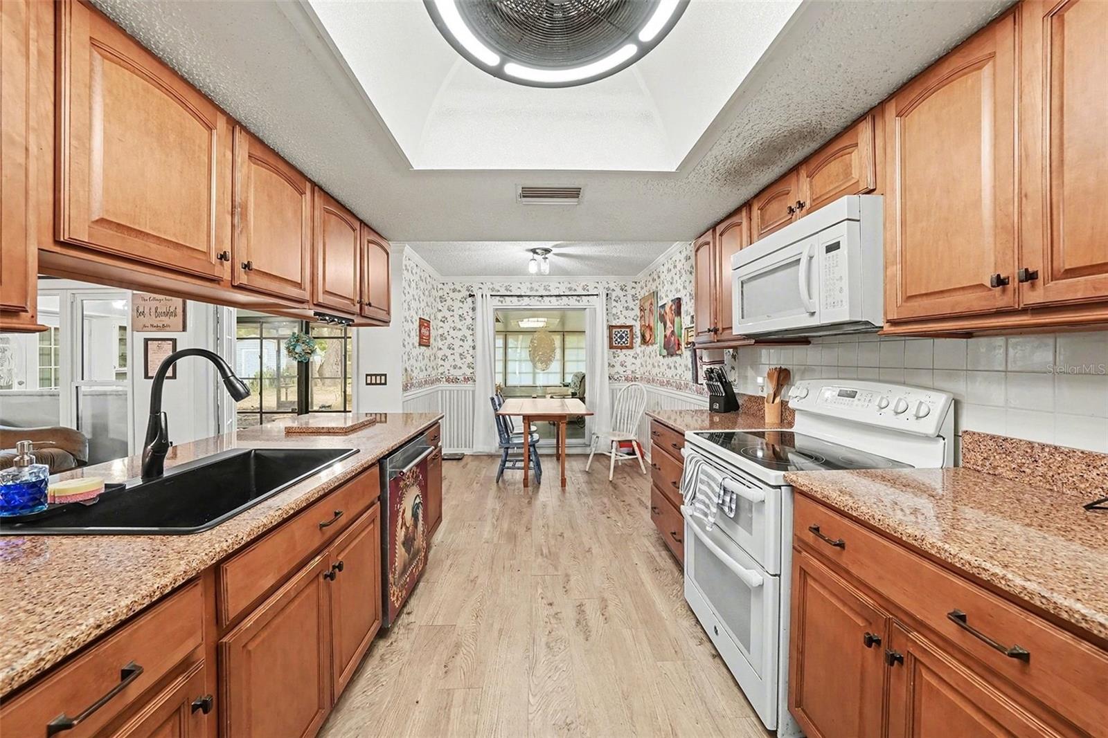 8251 EARLSHIRE LN, SPRING HILL, FL, 34606