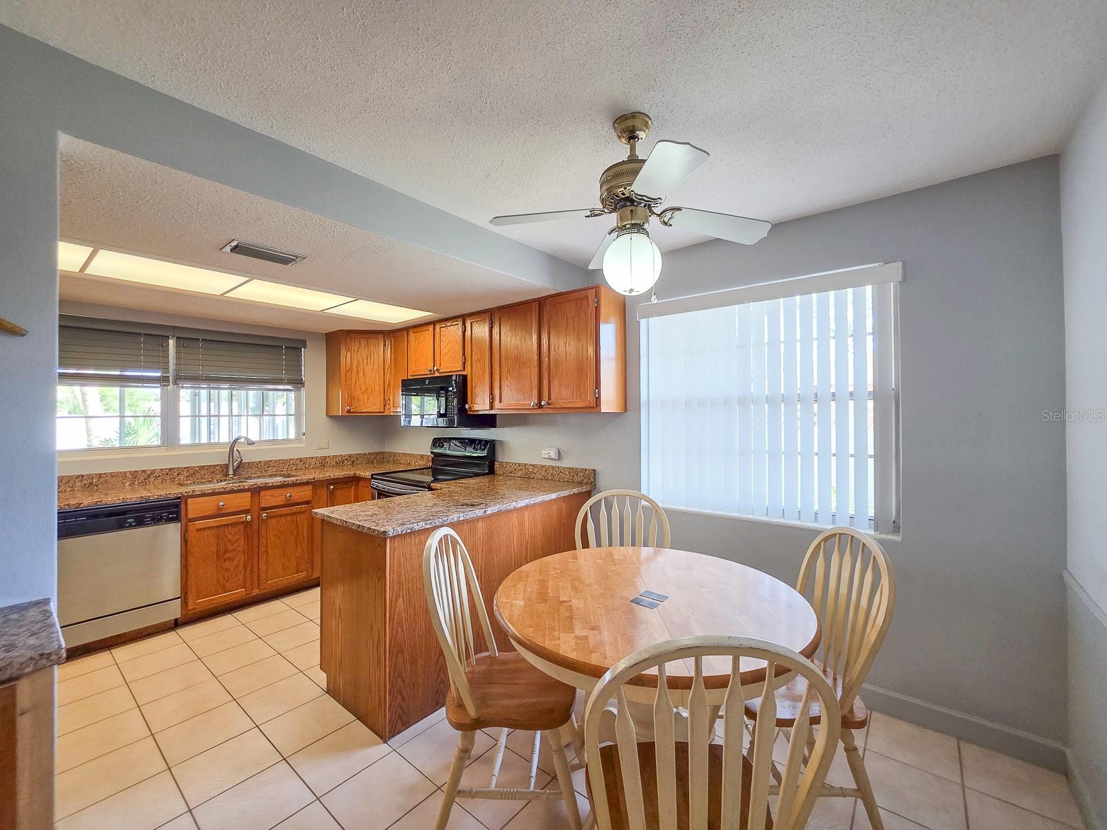 5 EMERALD CIR, ORMOND BEACH, FL, 32174