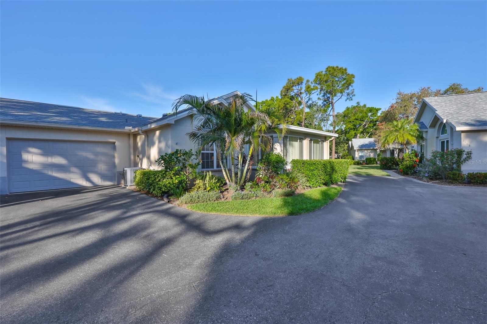 1115 GOLFVIEW WOODS DR, SUN CITY CENTER, FL, 33573