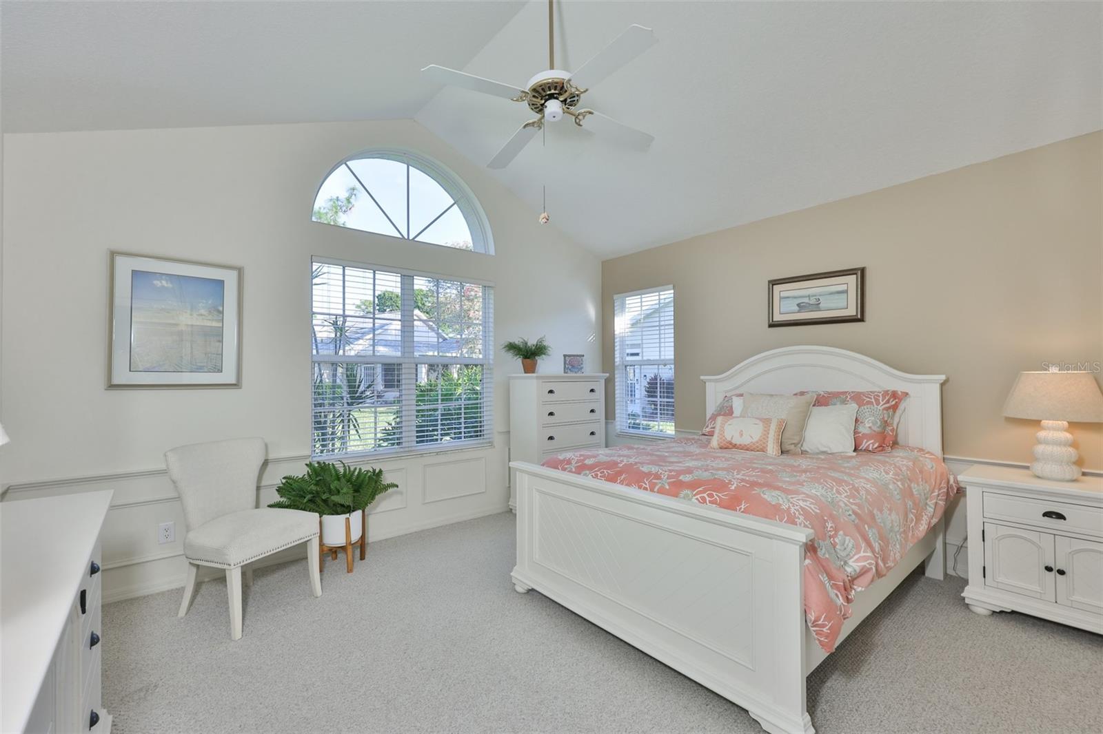 1115 GOLFVIEW WOODS DR, SUN CITY CENTER, FL, 33573