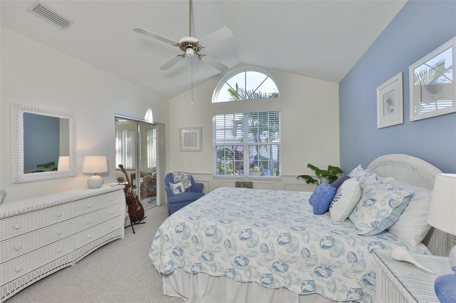 1115 GOLFVIEW WOODS DR, SUN CITY CENTER, FL, 33573