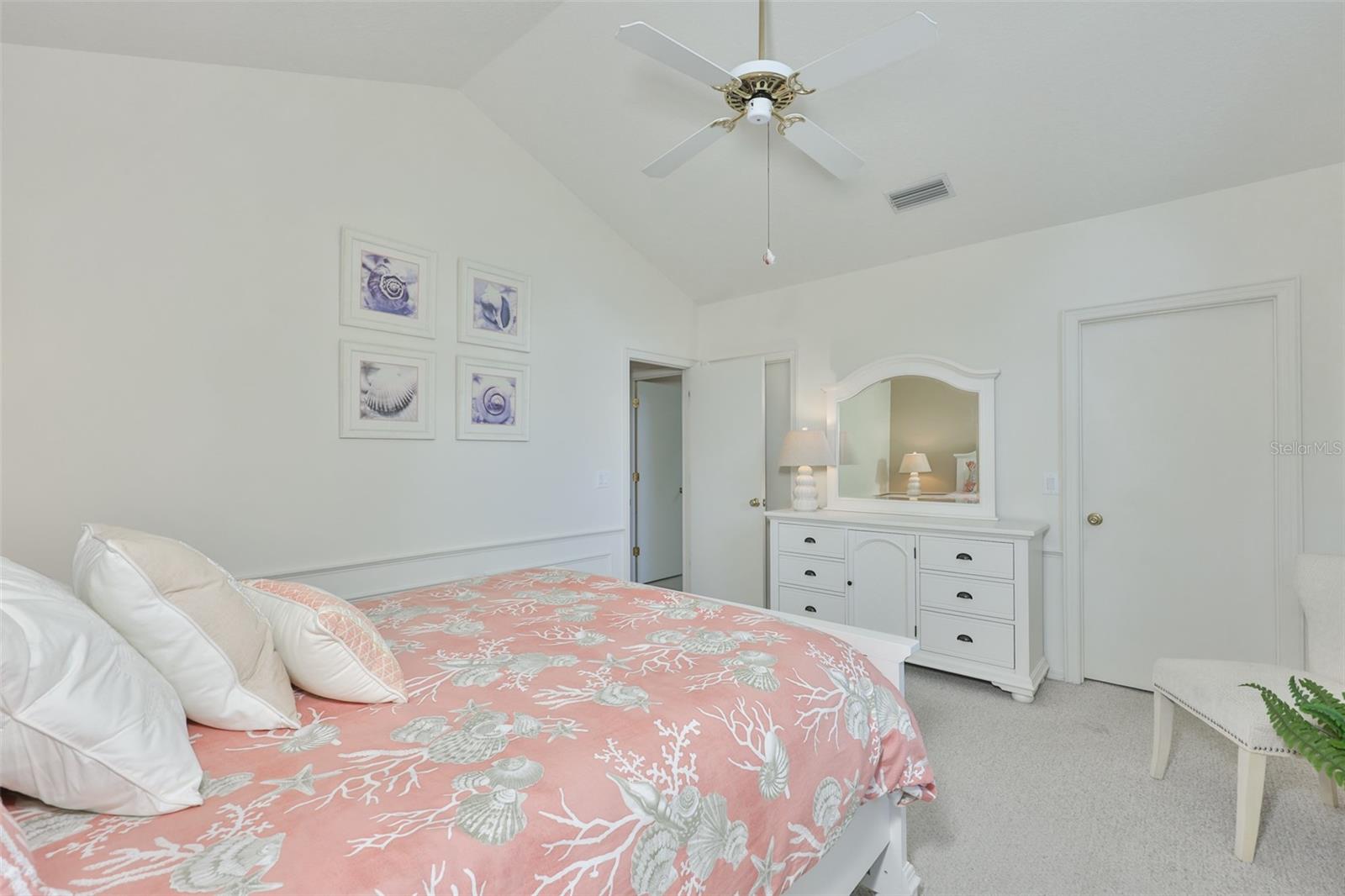 1115 GOLFVIEW WOODS DR, SUN CITY CENTER, FL, 33573