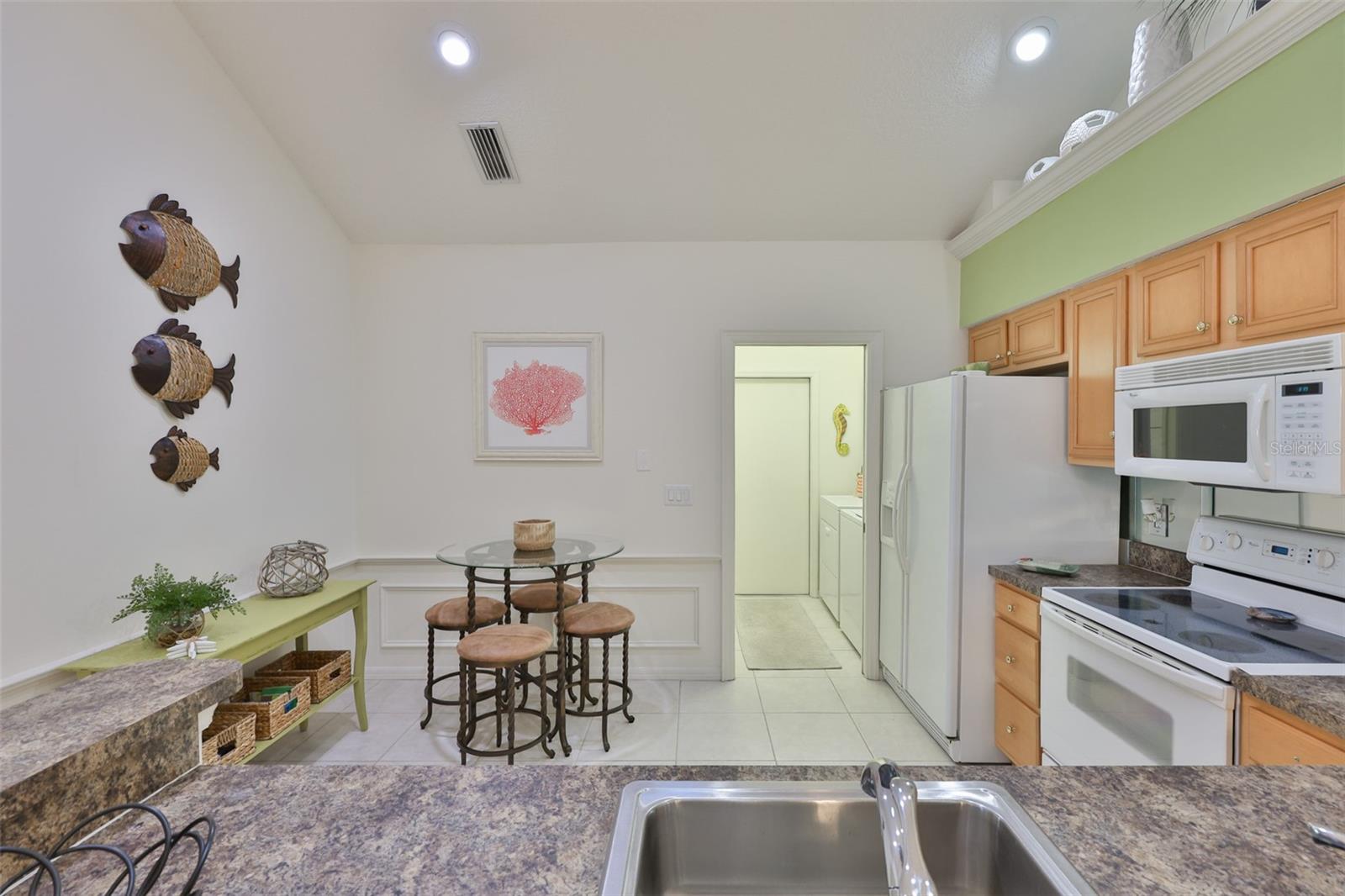 1115 GOLFVIEW WOODS DR, SUN CITY CENTER, FL, 33573