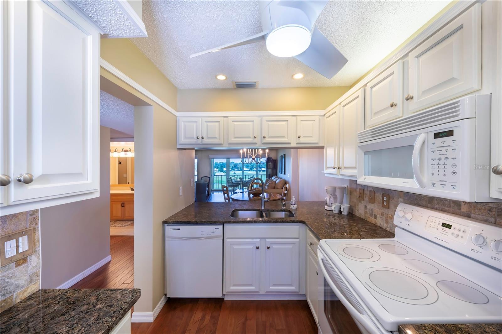 437 CERROMAR LN #525, VENICE, FL, 34293