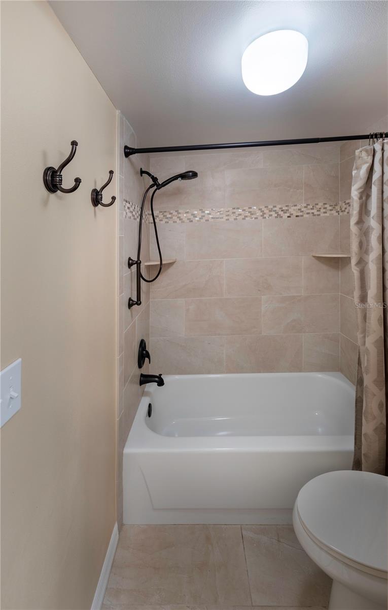 437 CERROMAR LN #525, VENICE, FL, 34293