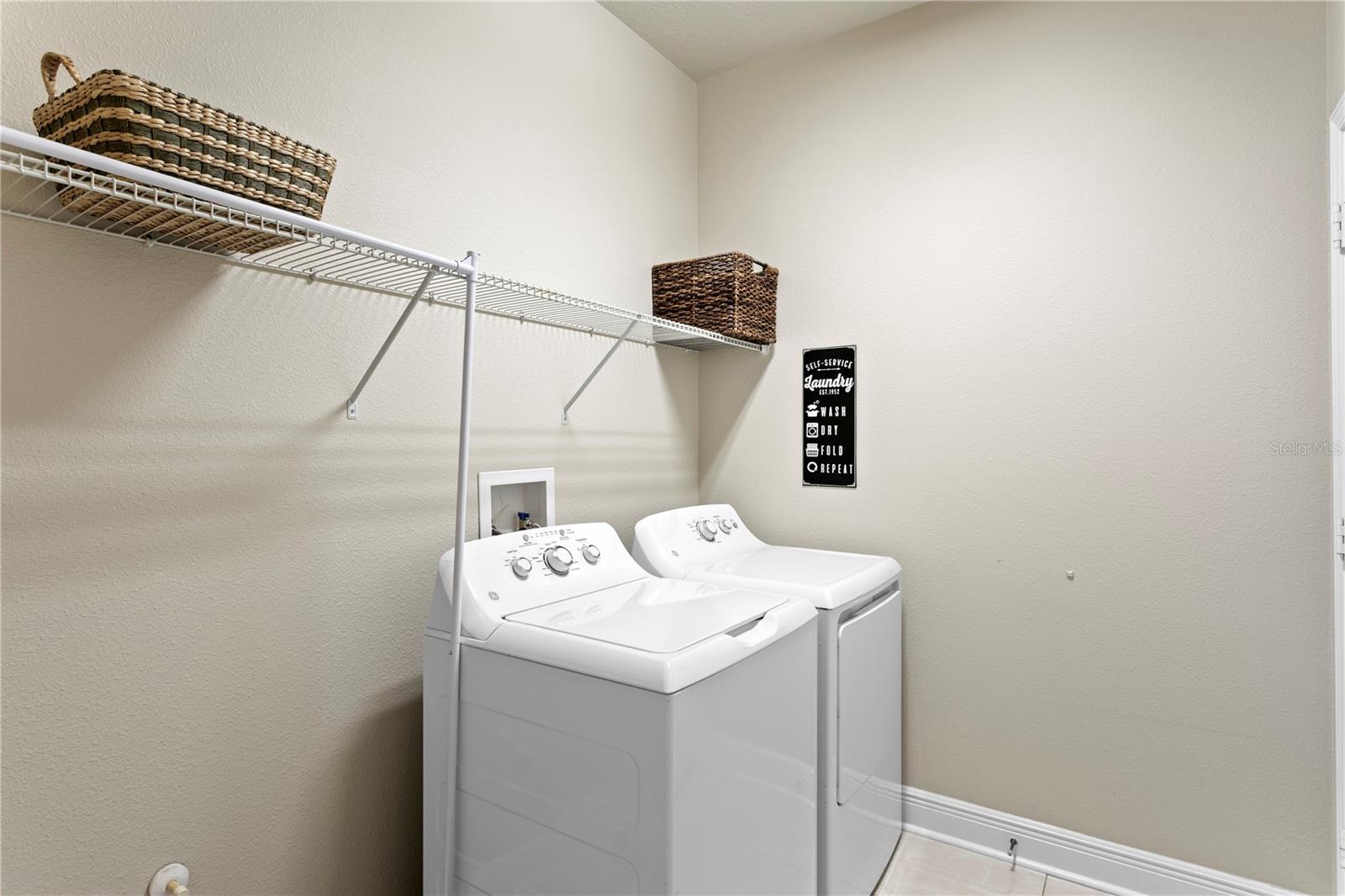 2837 MAPLE BROOK LOOP, LUTZ, FL, 33558