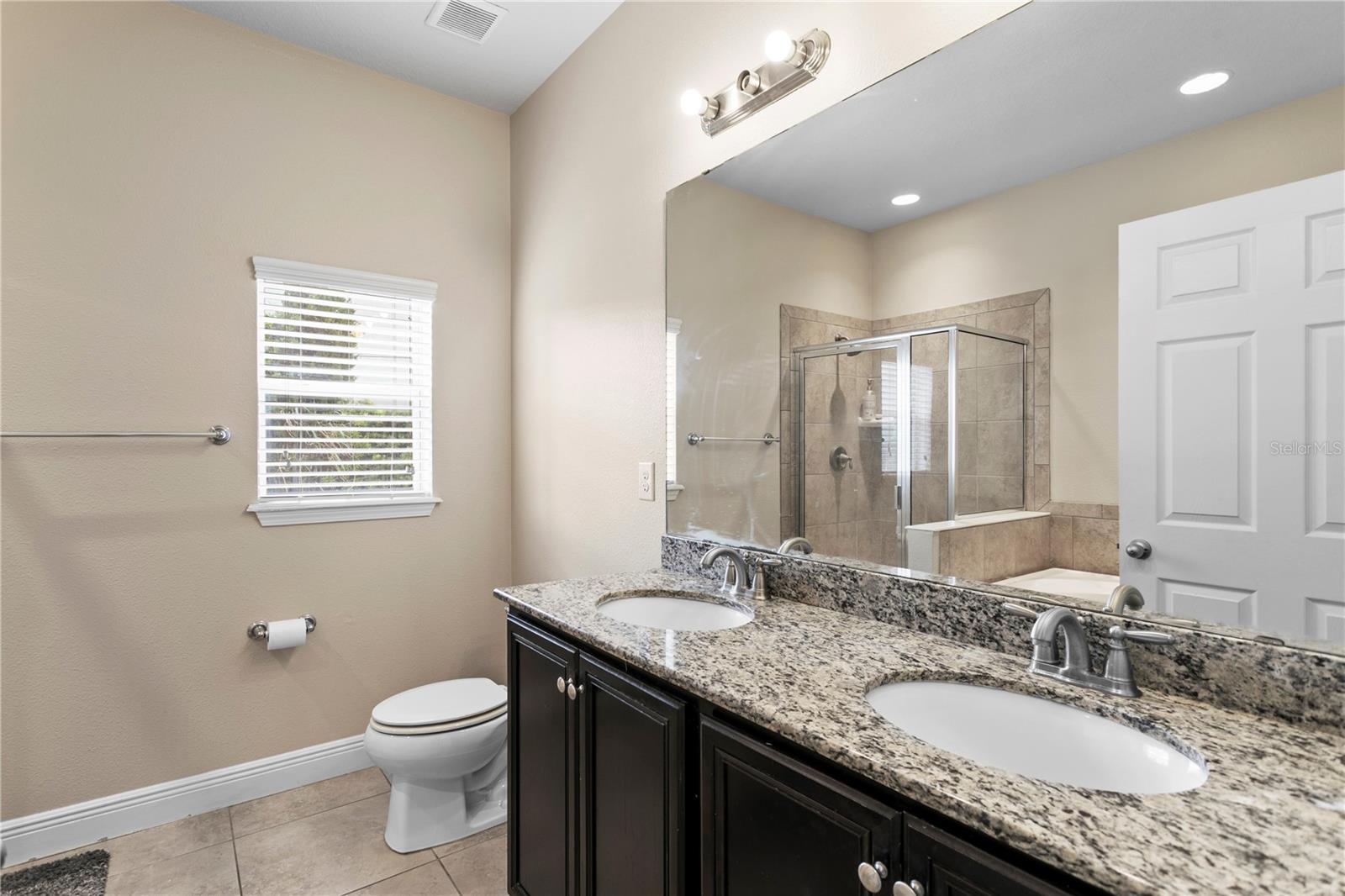 2837 MAPLE BROOK LOOP, LUTZ, FL, 33558