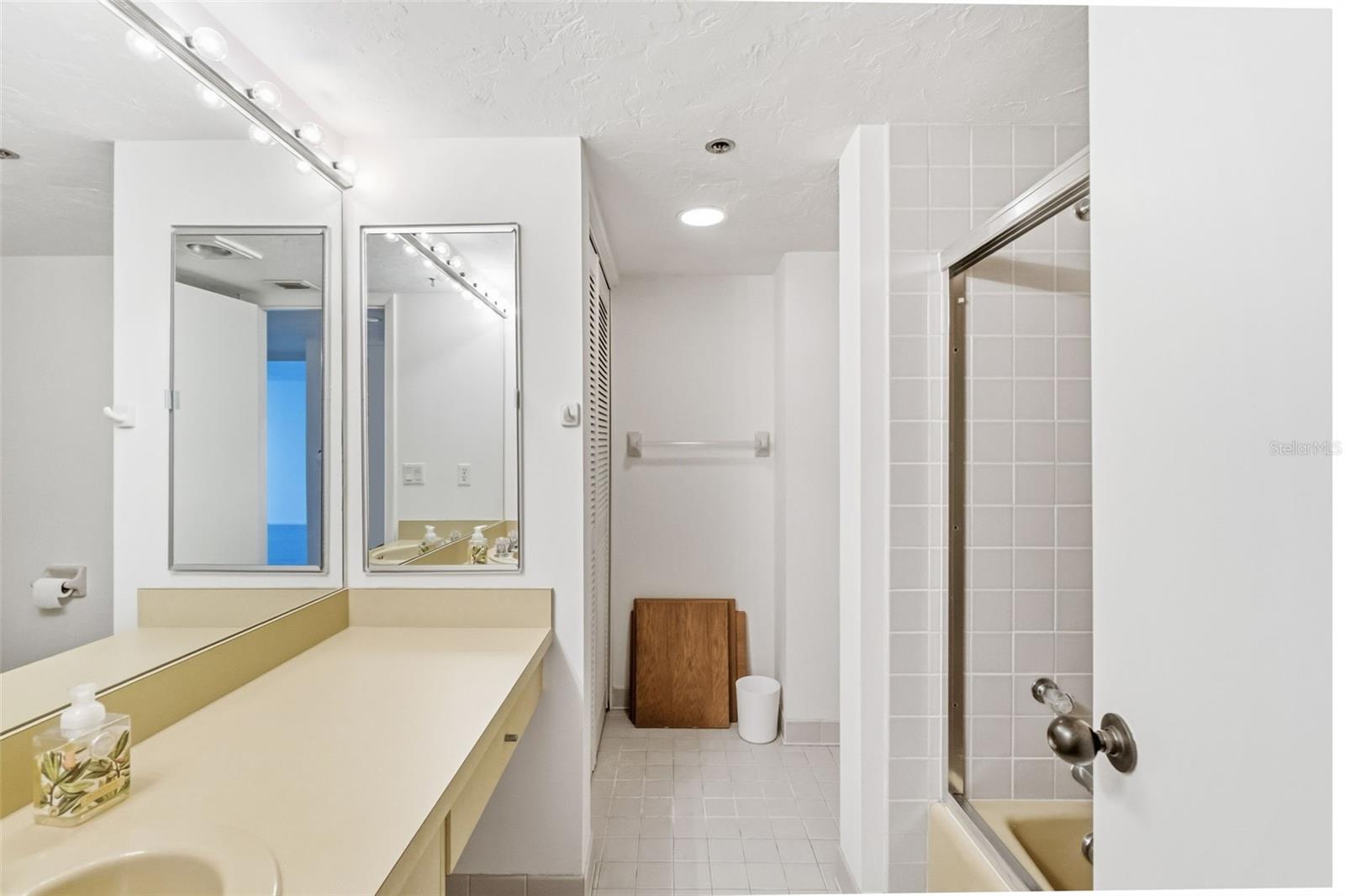 988 BLVD OF THE ARTS #1116, SARASOTA, FL, 34236