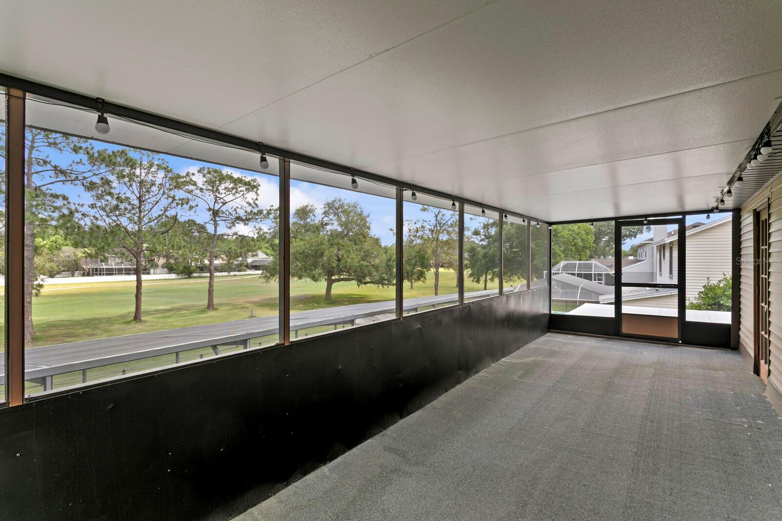 16701 E COURSE DR, TAMPA, FL, 33624