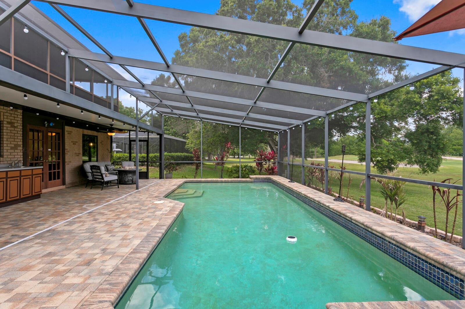 16701 E COURSE DR, TAMPA, FL, 33624