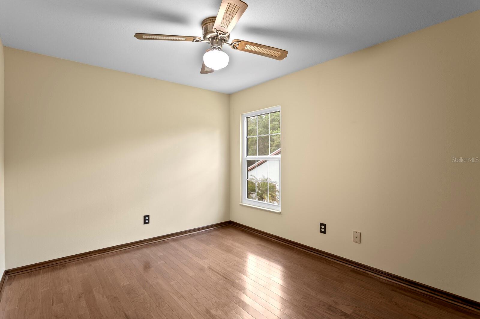 16701 E COURSE DR, TAMPA, FL, 33624