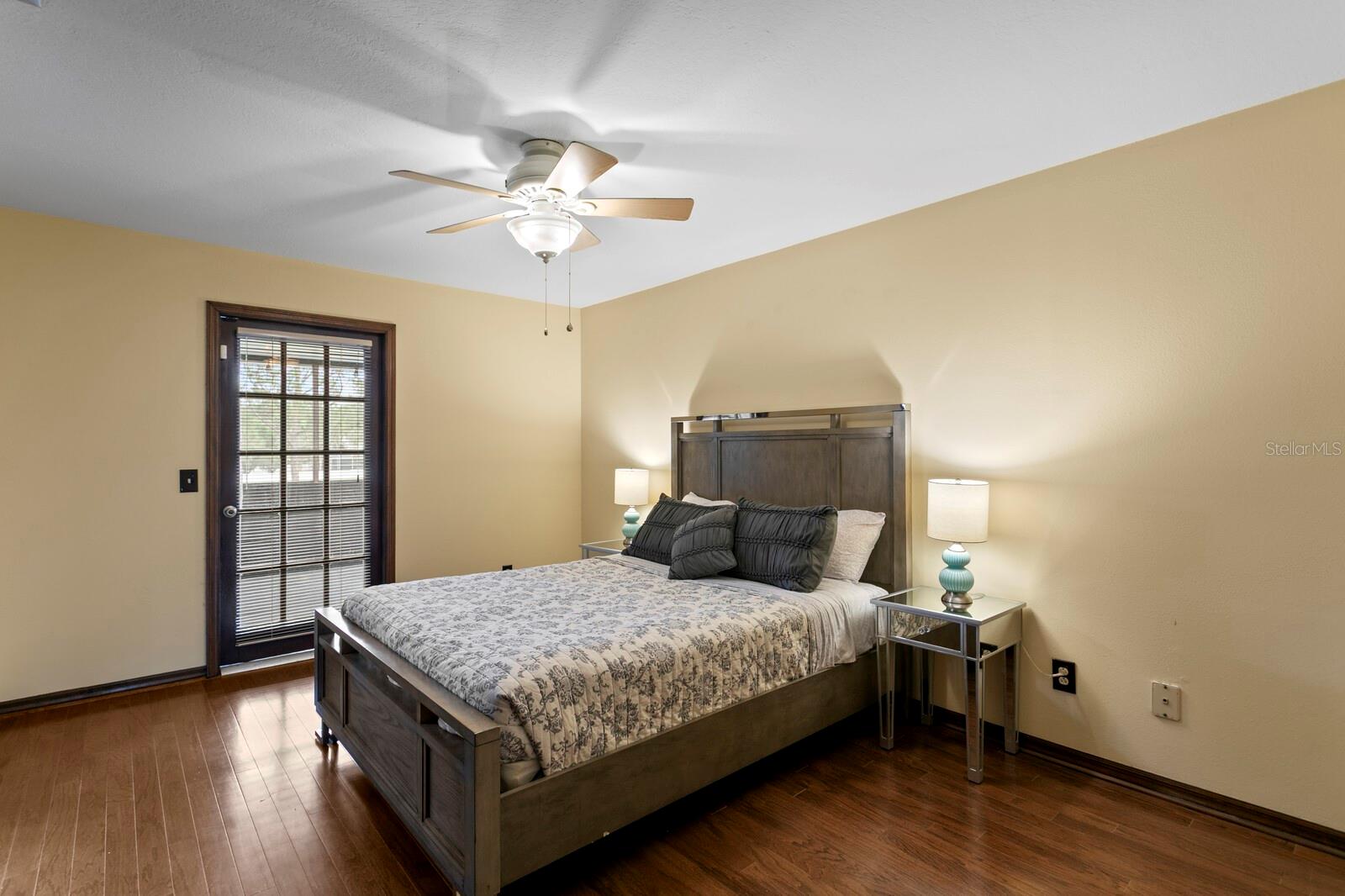 16701 E COURSE DR, TAMPA, FL, 33624