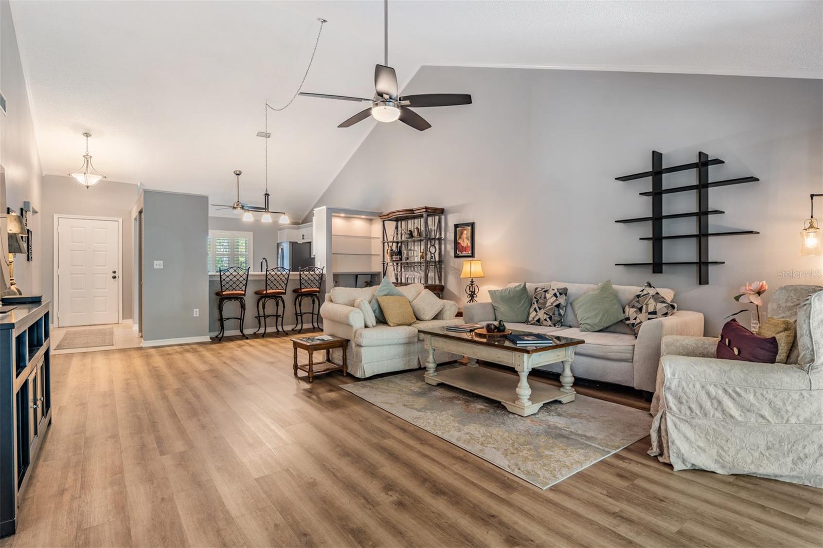 1801 E LAKE RD #6J, PALM HARBOR, FL, 34685