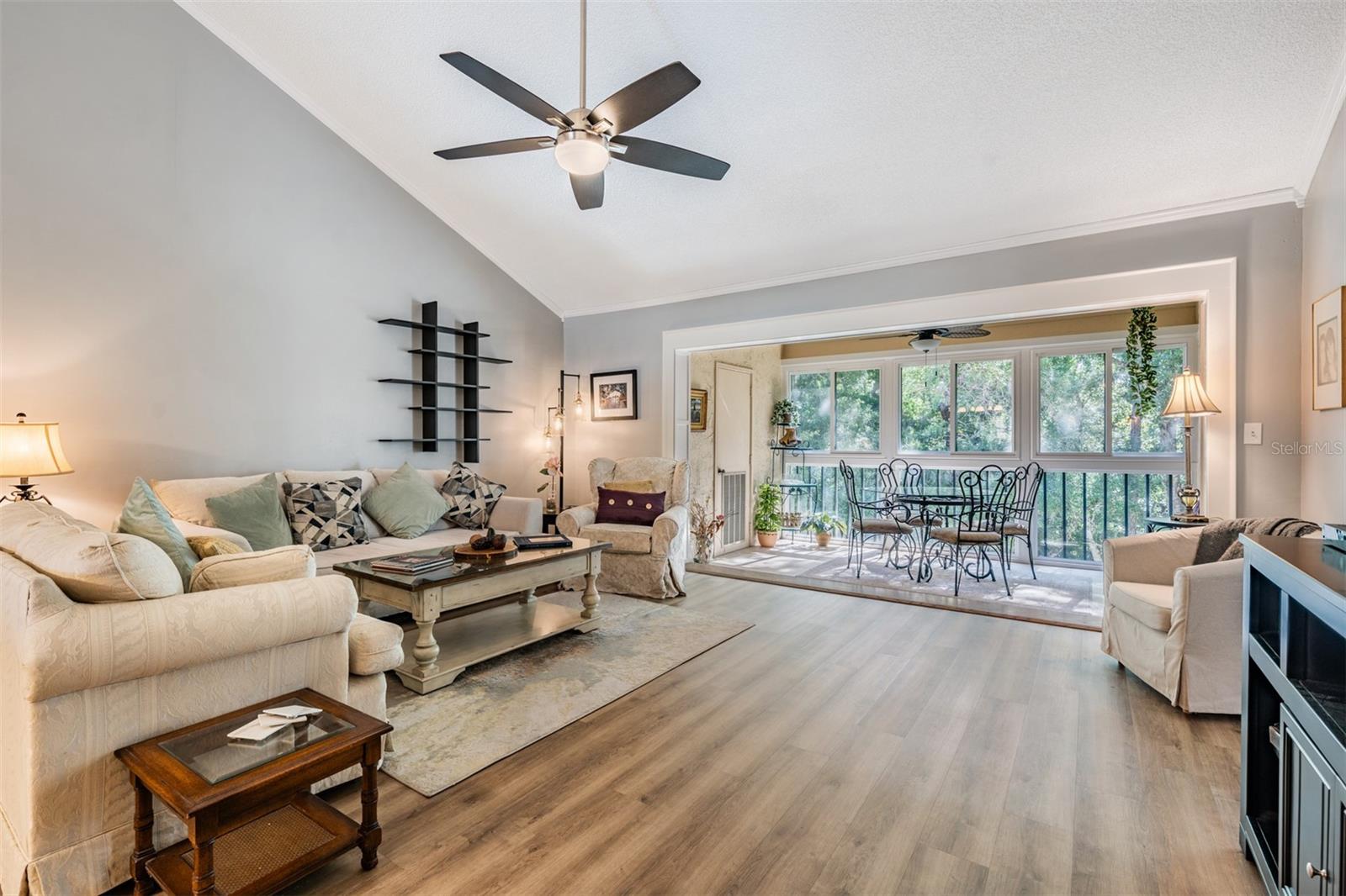 1801 E LAKE RD #6J, PALM HARBOR, FL, 34685