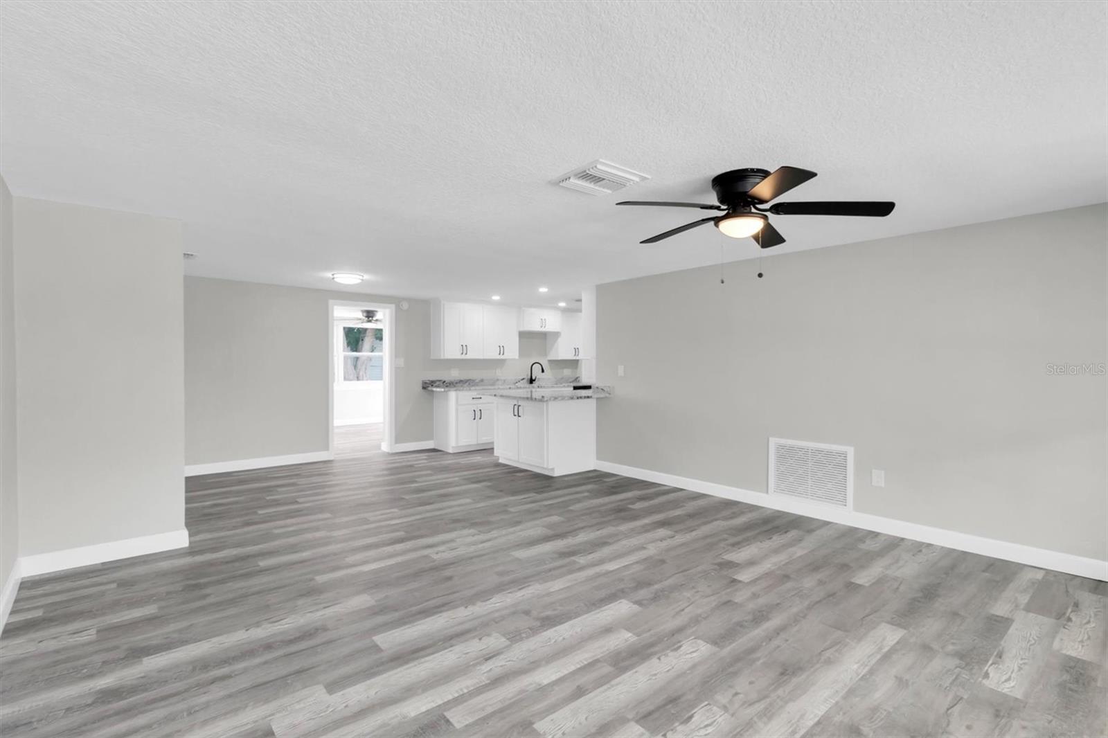 6111 11TH AVE, NEW PORT RICHEY, FL, 34653