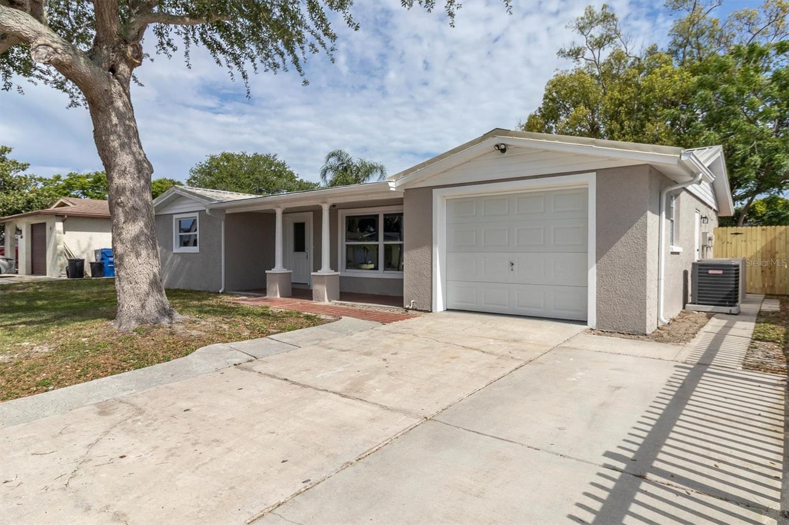 6111 11TH AVE, NEW PORT RICHEY, FL, 34653