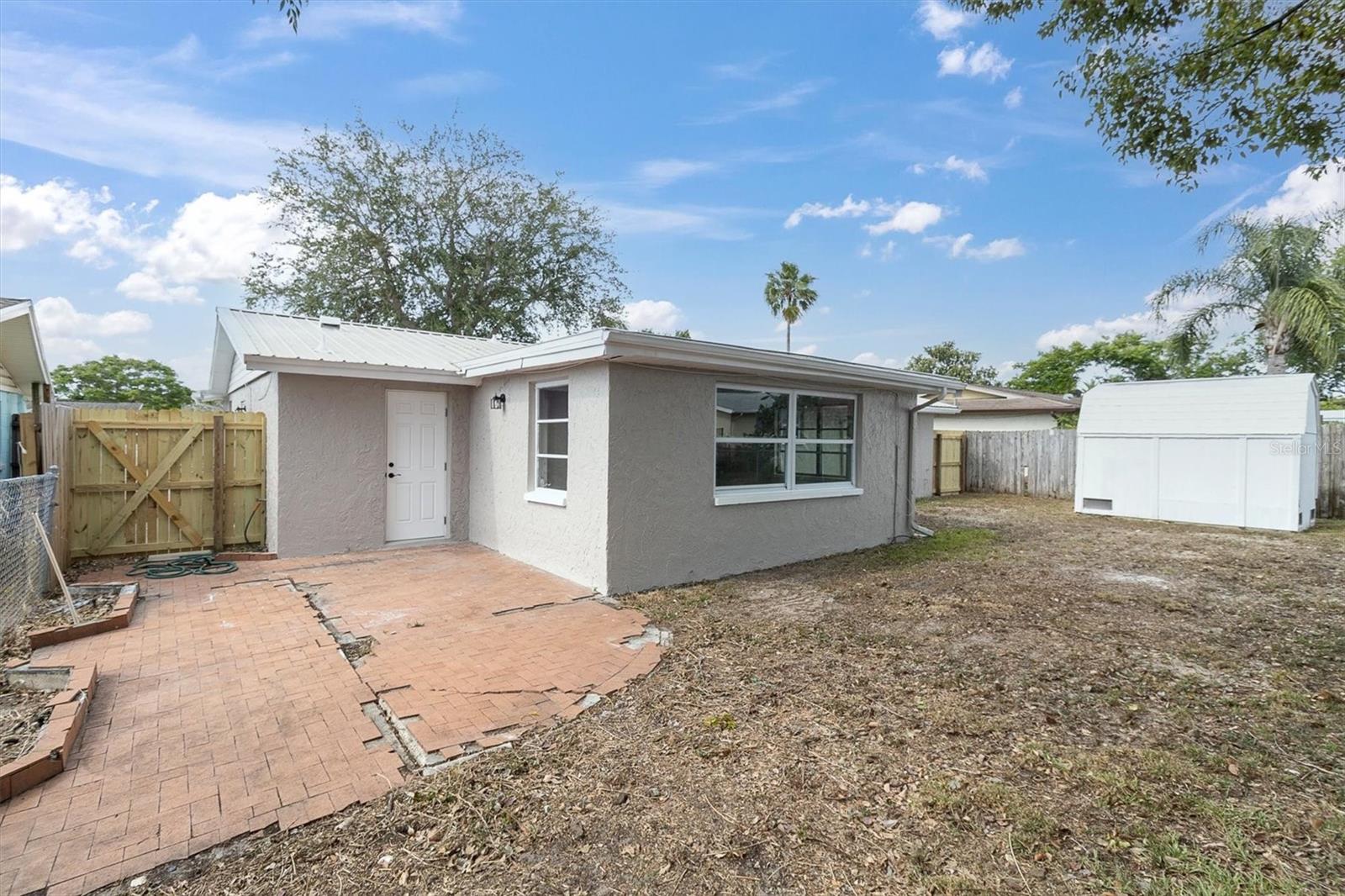 6111 11TH AVE, NEW PORT RICHEY, FL, 34653