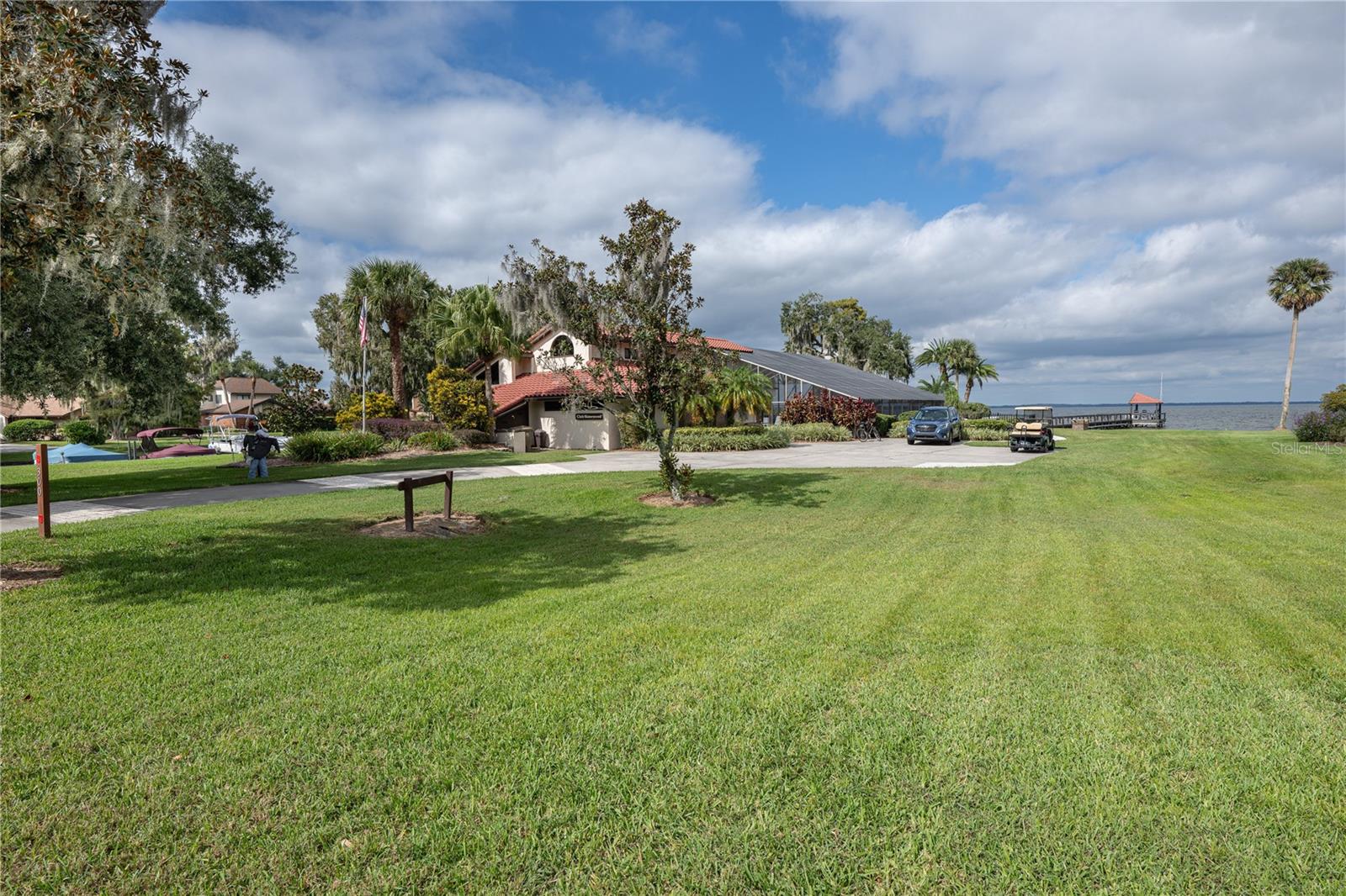 109 WATERWOOD DR, YALAHA, FL, 34797