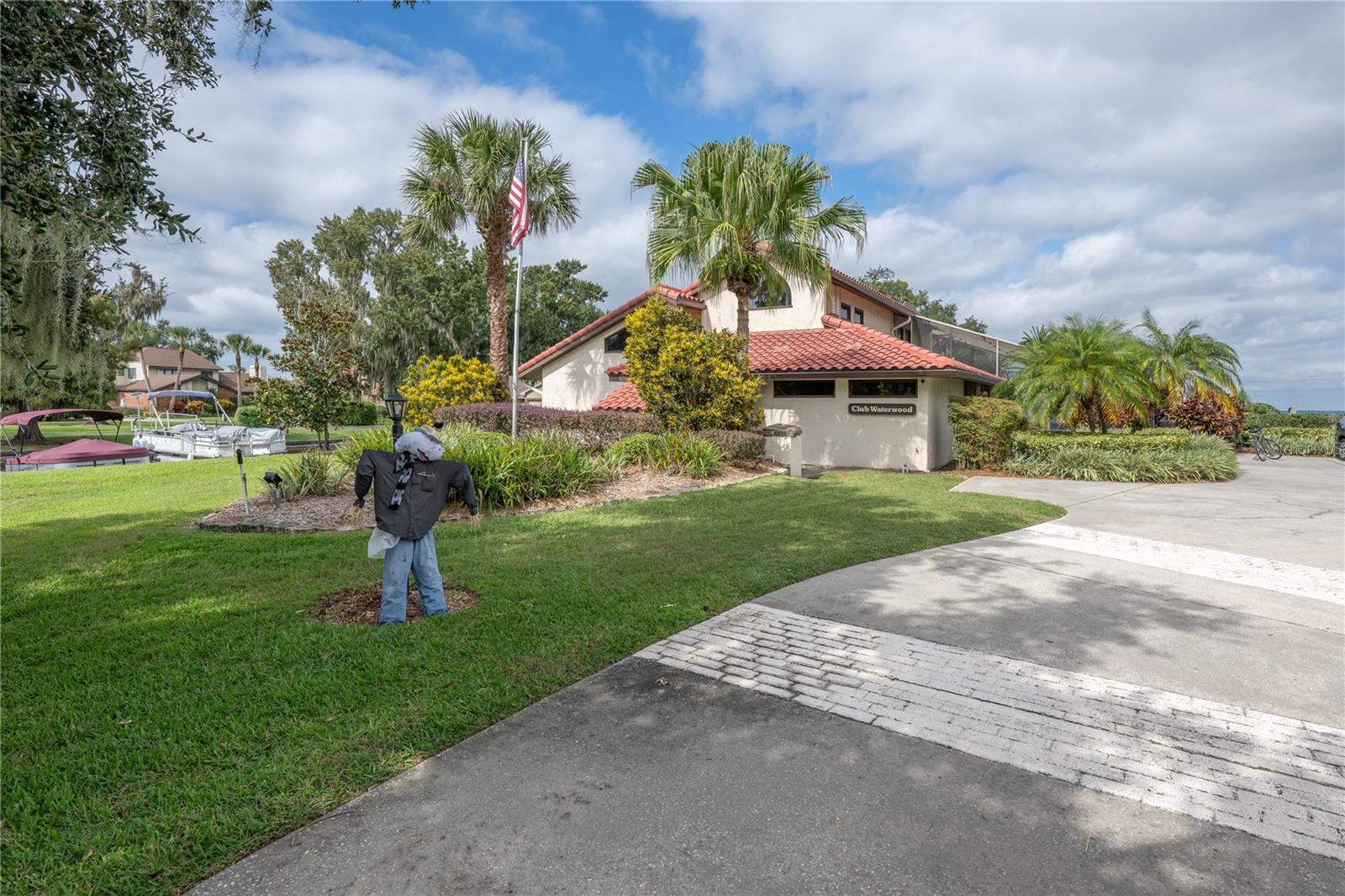 109 WATERWOOD DR, YALAHA, FL, 34797