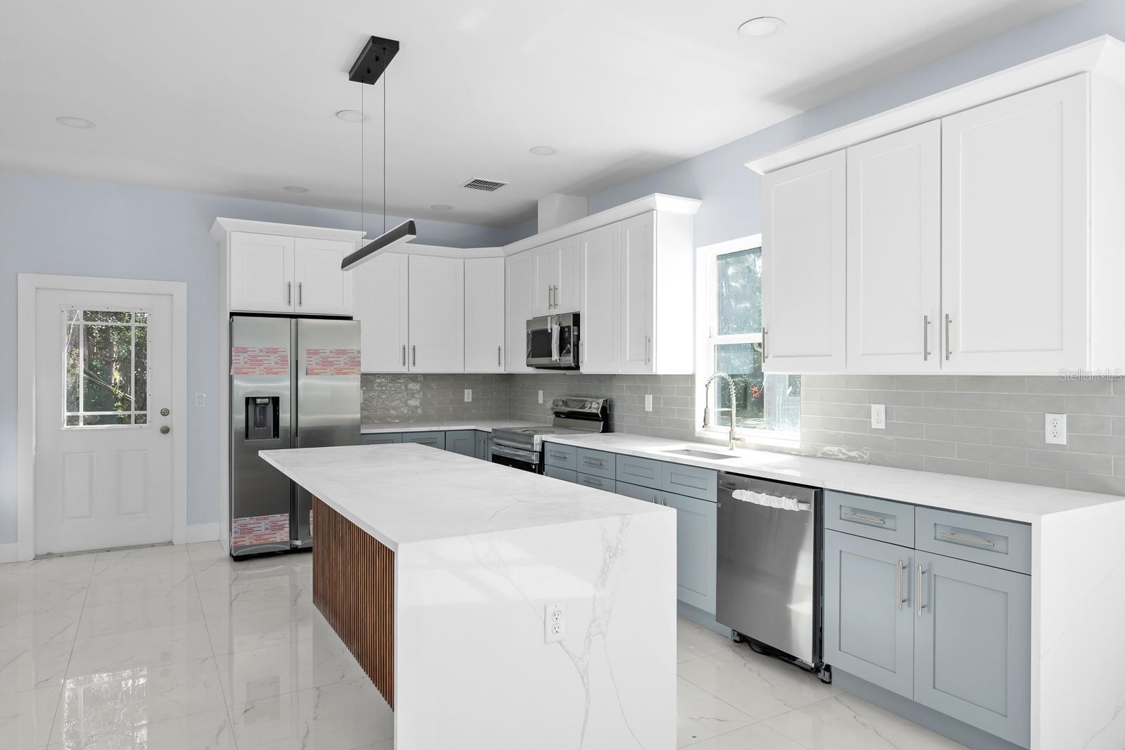 8119 N DAKOTA AVE, TAMPA, FL, 33604