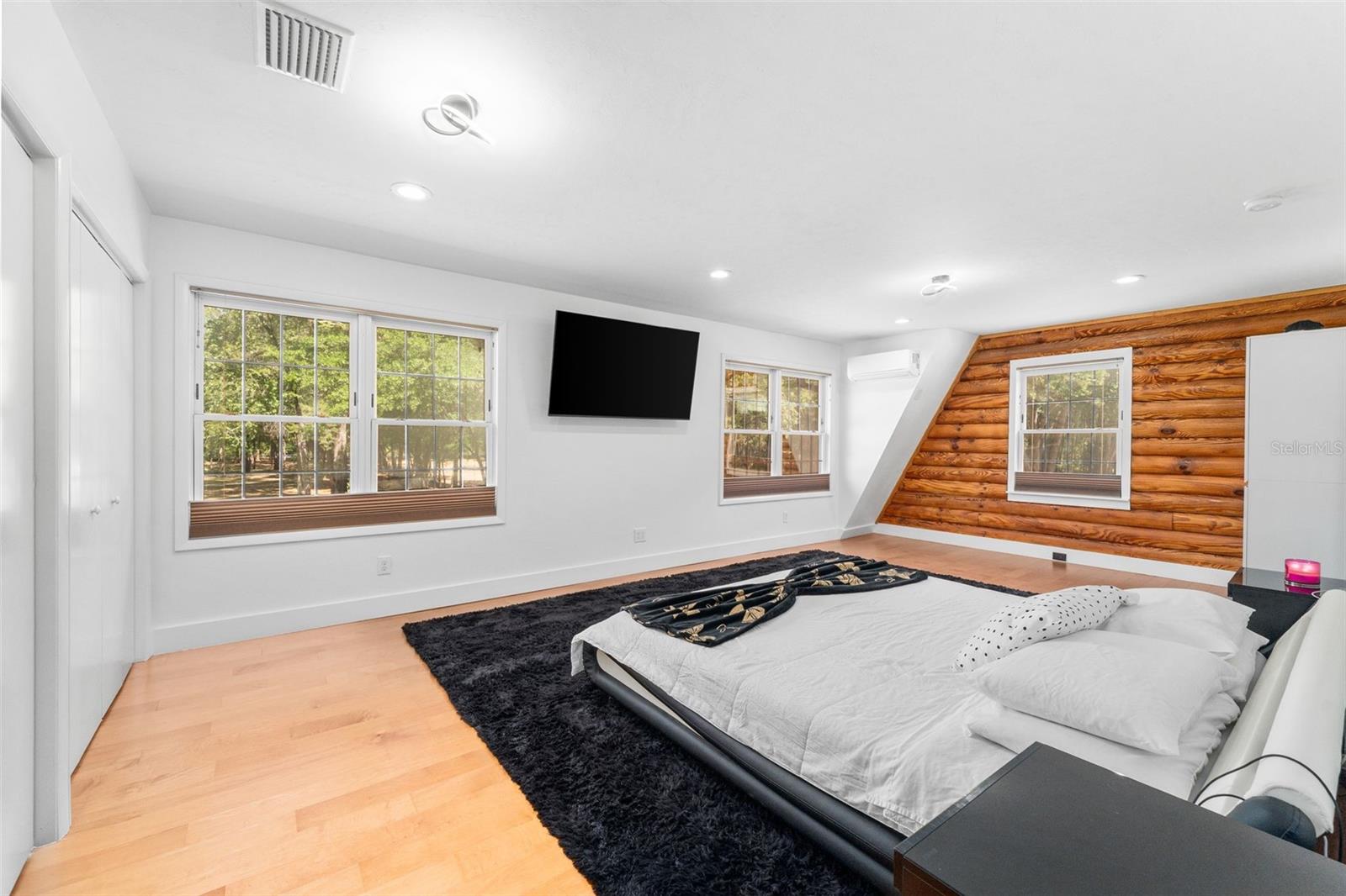 1114 SW 143RD ST, NEWBERRY, FL, 32669