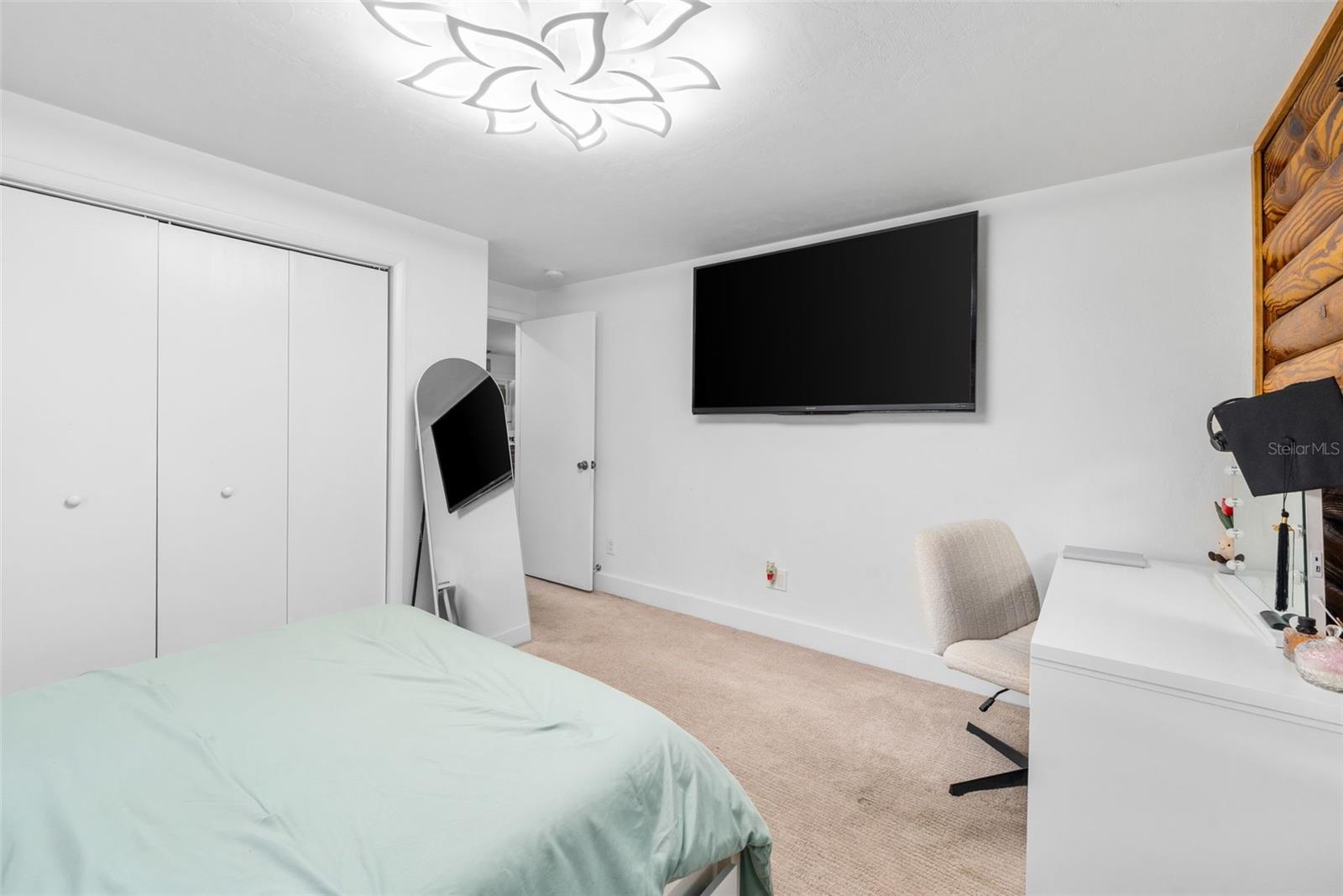 1114 SW 143RD ST, NEWBERRY, FL, 32669