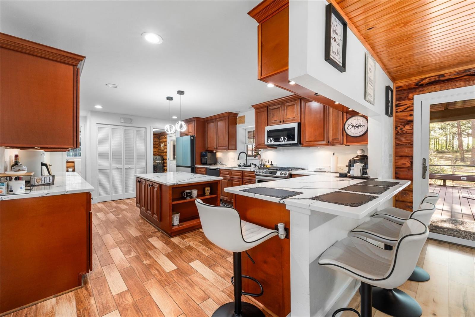 1114 SW 143RD ST, NEWBERRY, FL, 32669