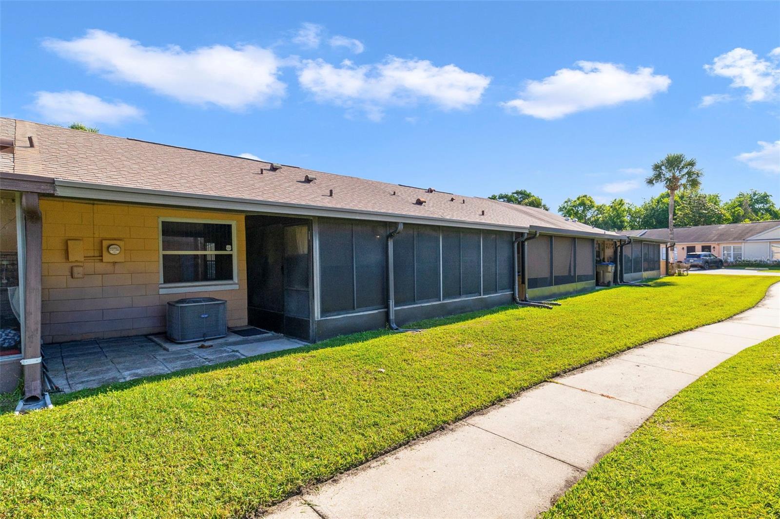 67 E COUNTRY COVE WAY, KISSIMMEE, FL, 34743