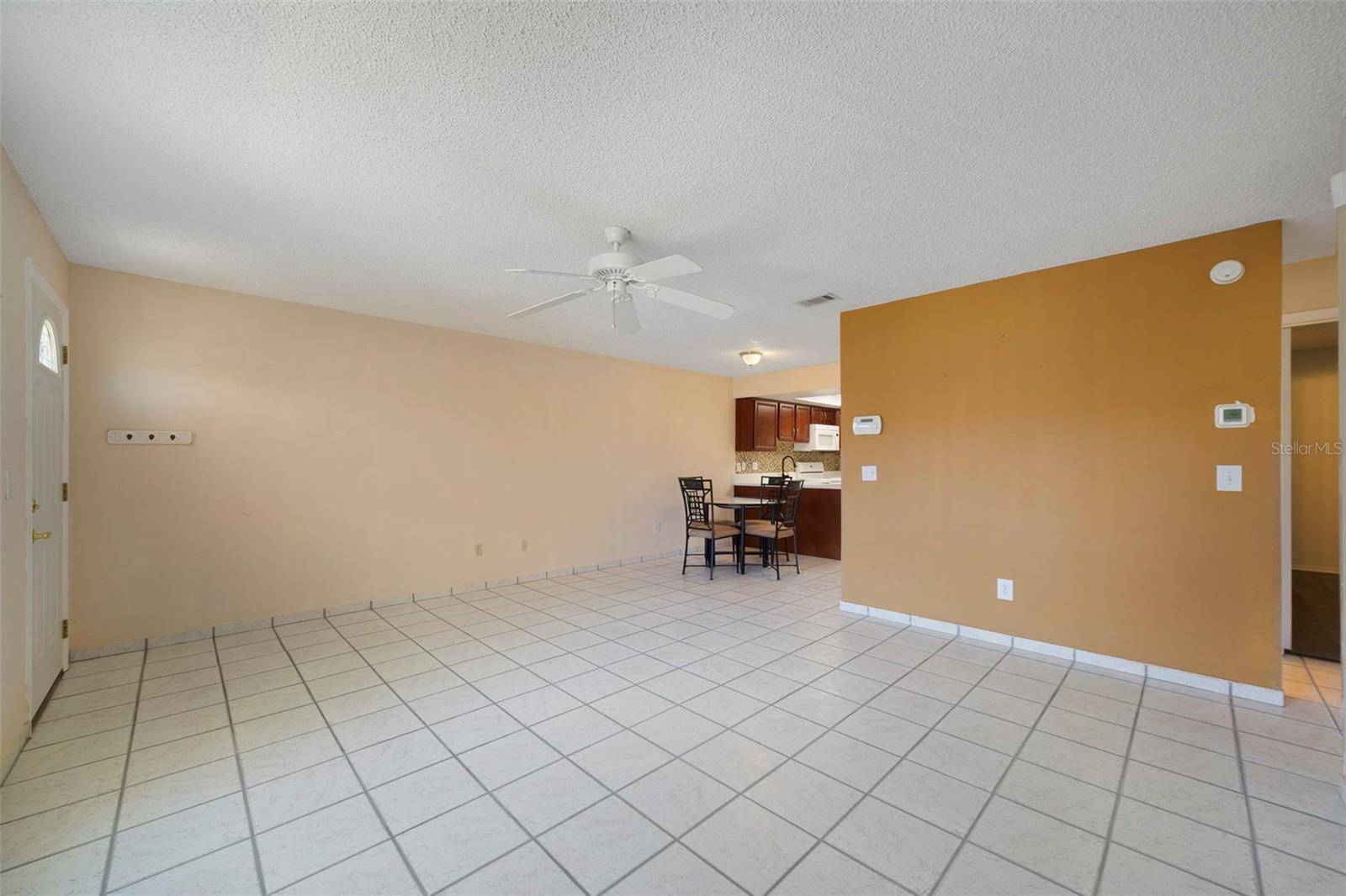 67 E COUNTRY COVE WAY, KISSIMMEE, FL, 34743