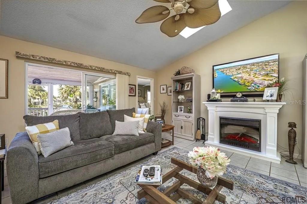 13 CEDARFORD CT, PALM COAST, FL, 32137