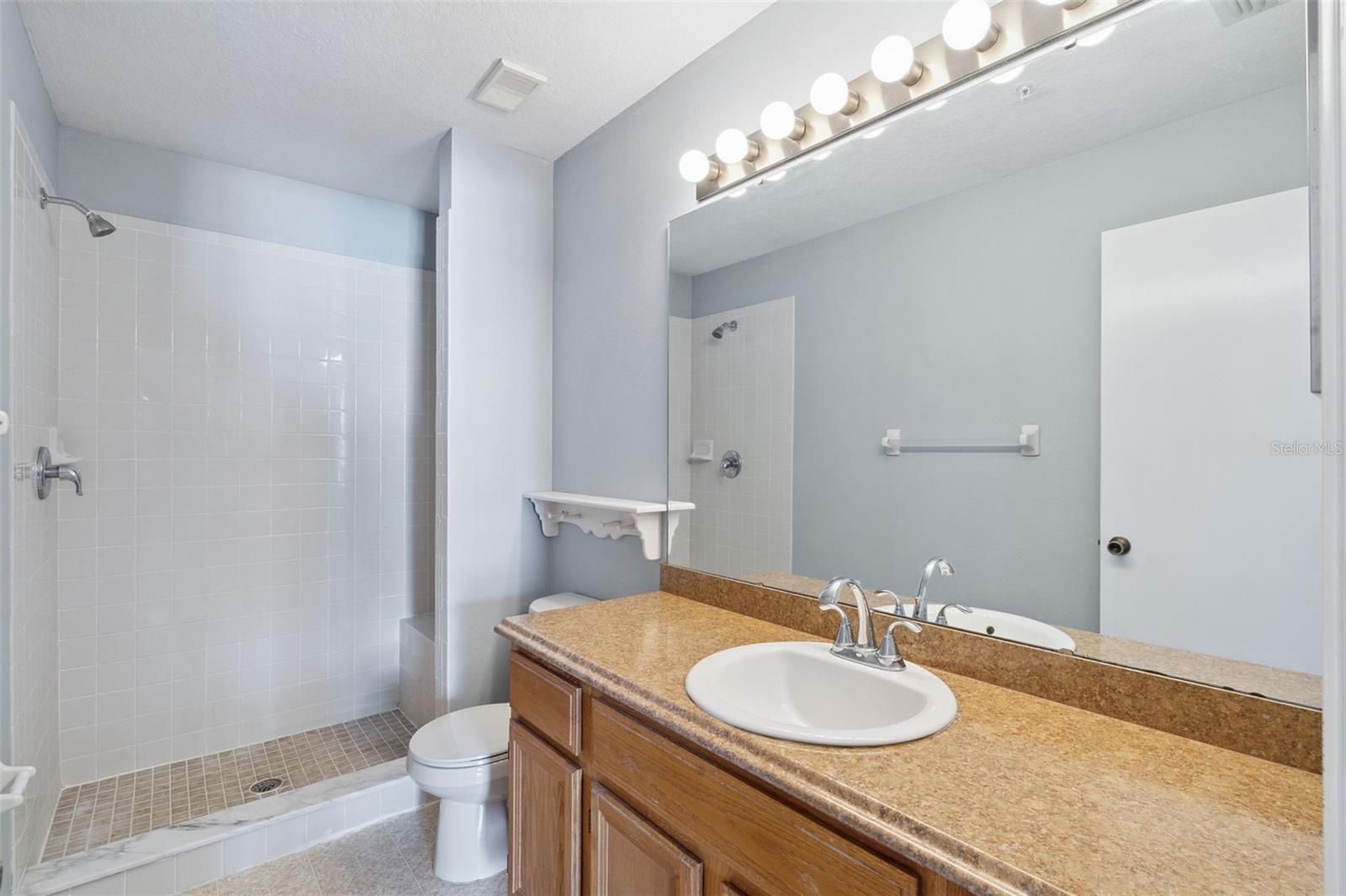 5250 TUNBRIDGE WELLS LN #3, ORLANDO, FL, 32812