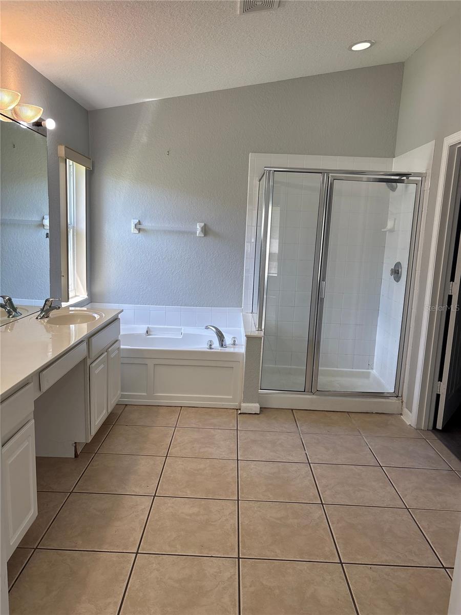 2253 MEADOW OAK CIR, KISSIMMEE, FL, 34746