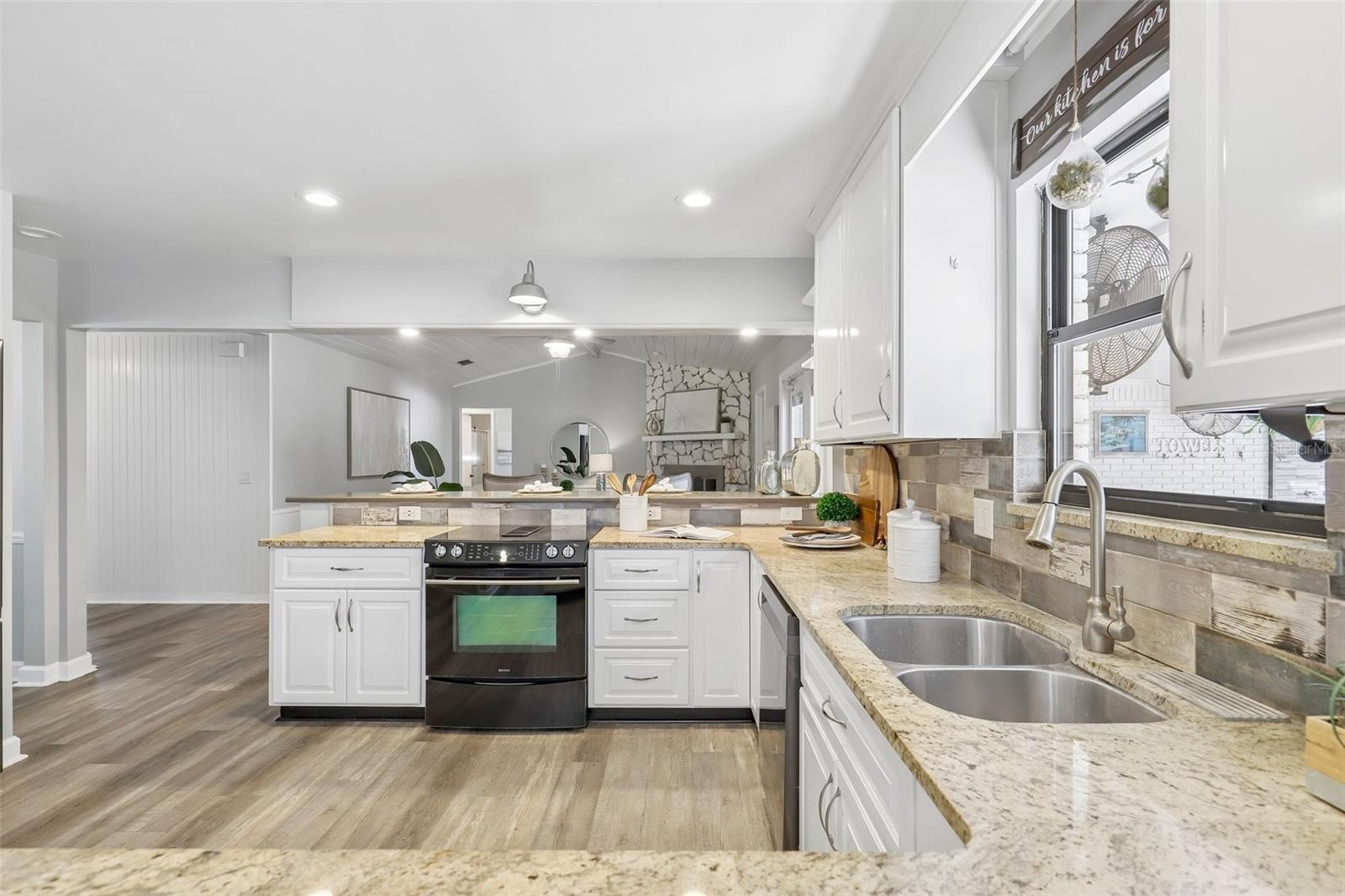 1590 PITCH PINE AVE, ST JOHNS, FL, 32259