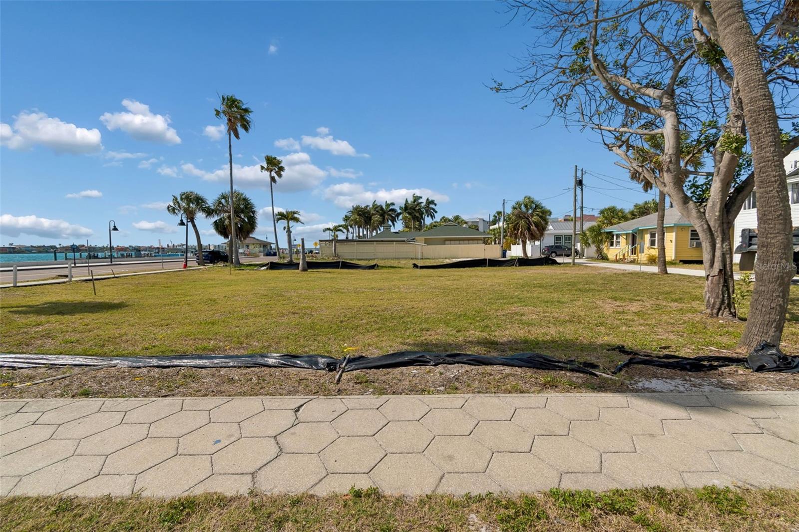 808 PASS A GRILLE WAY, ST PETE BEACH, FL, 33706