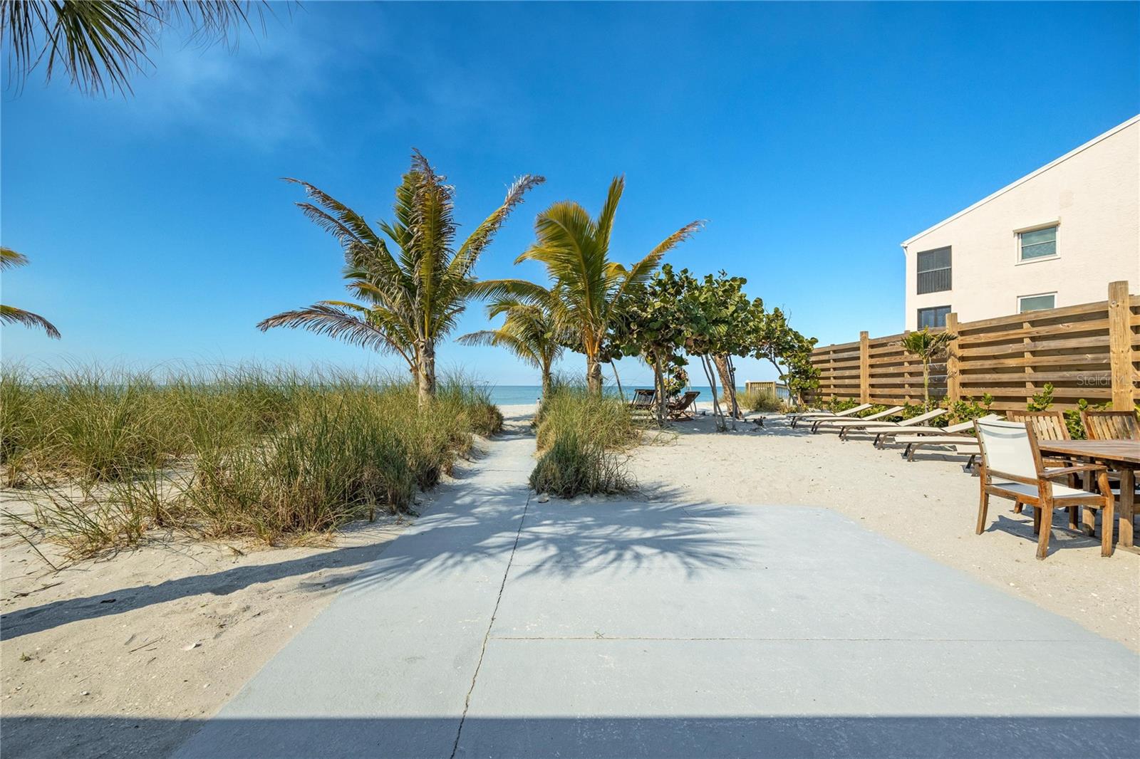 2630 N BEACH RD, ENGLEWOOD, FL, 34223