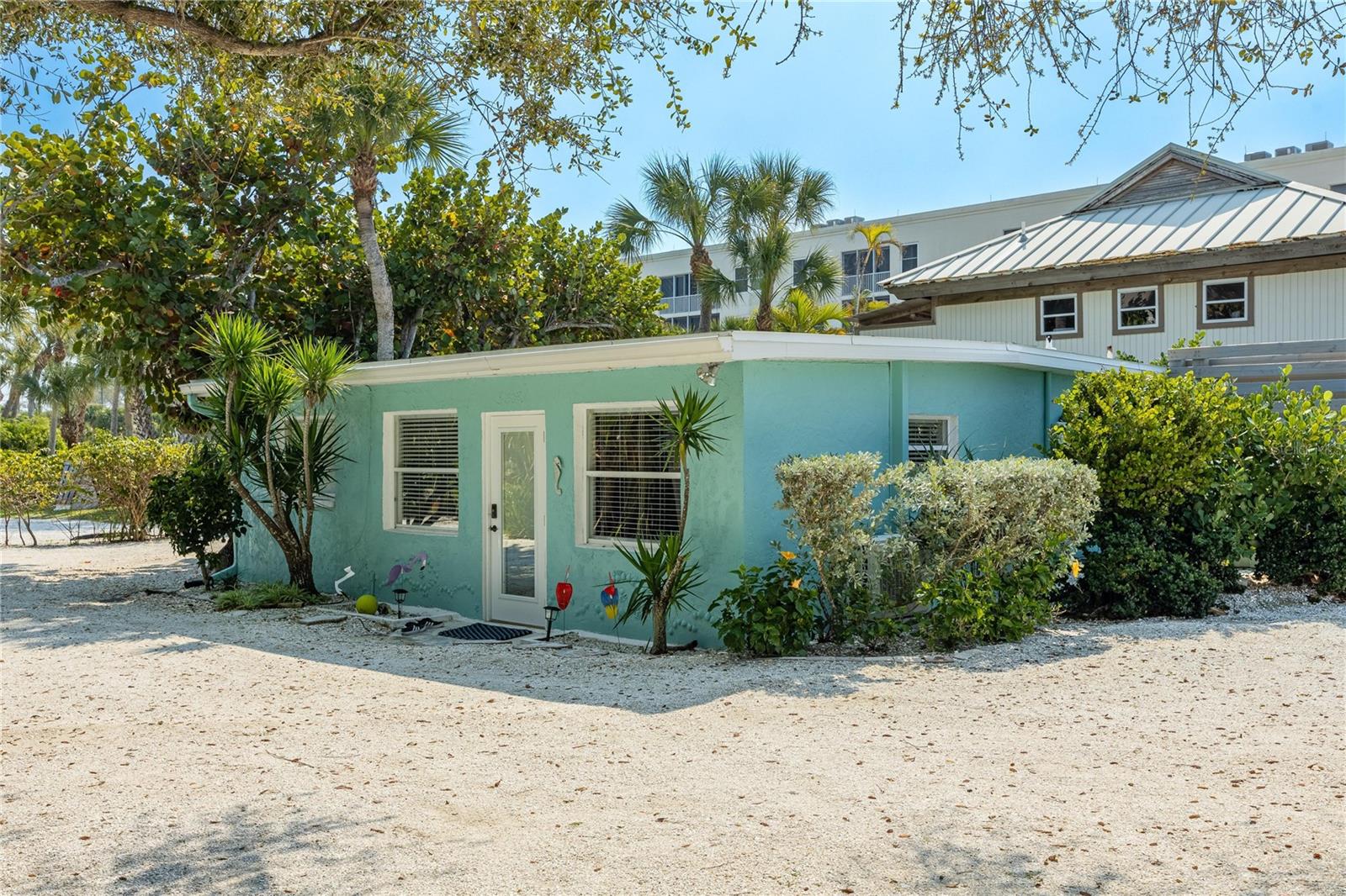 2630 N BEACH RD, ENGLEWOOD, FL, 34223