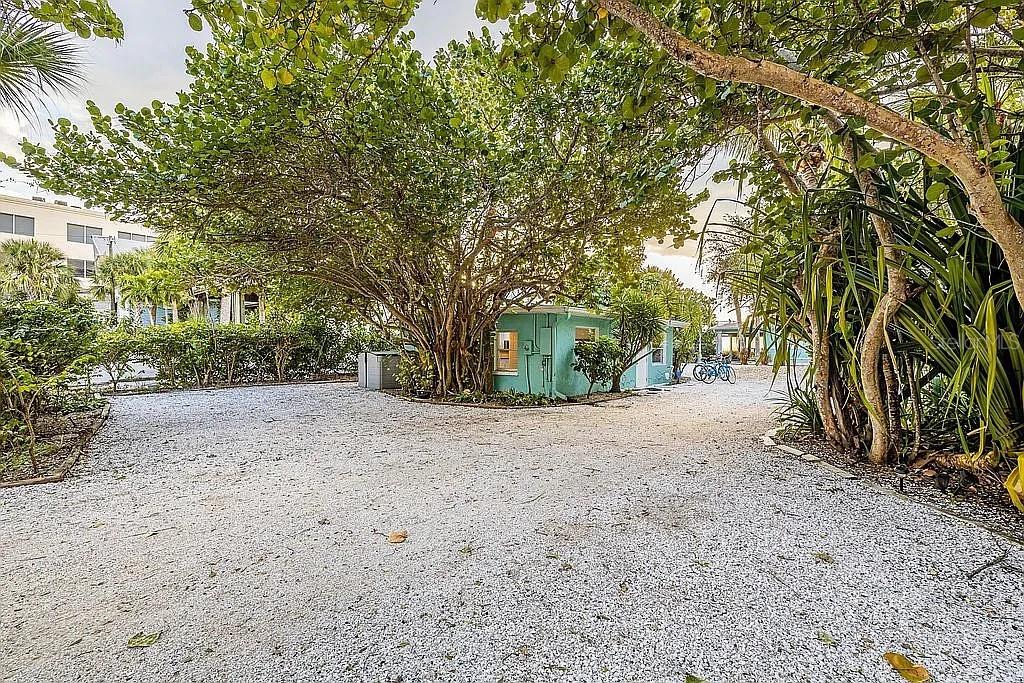 2630 N BEACH RD, ENGLEWOOD, FL, 34223