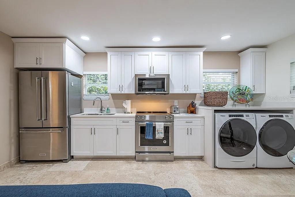 2630 N BEACH RD, ENGLEWOOD, FL, 34223