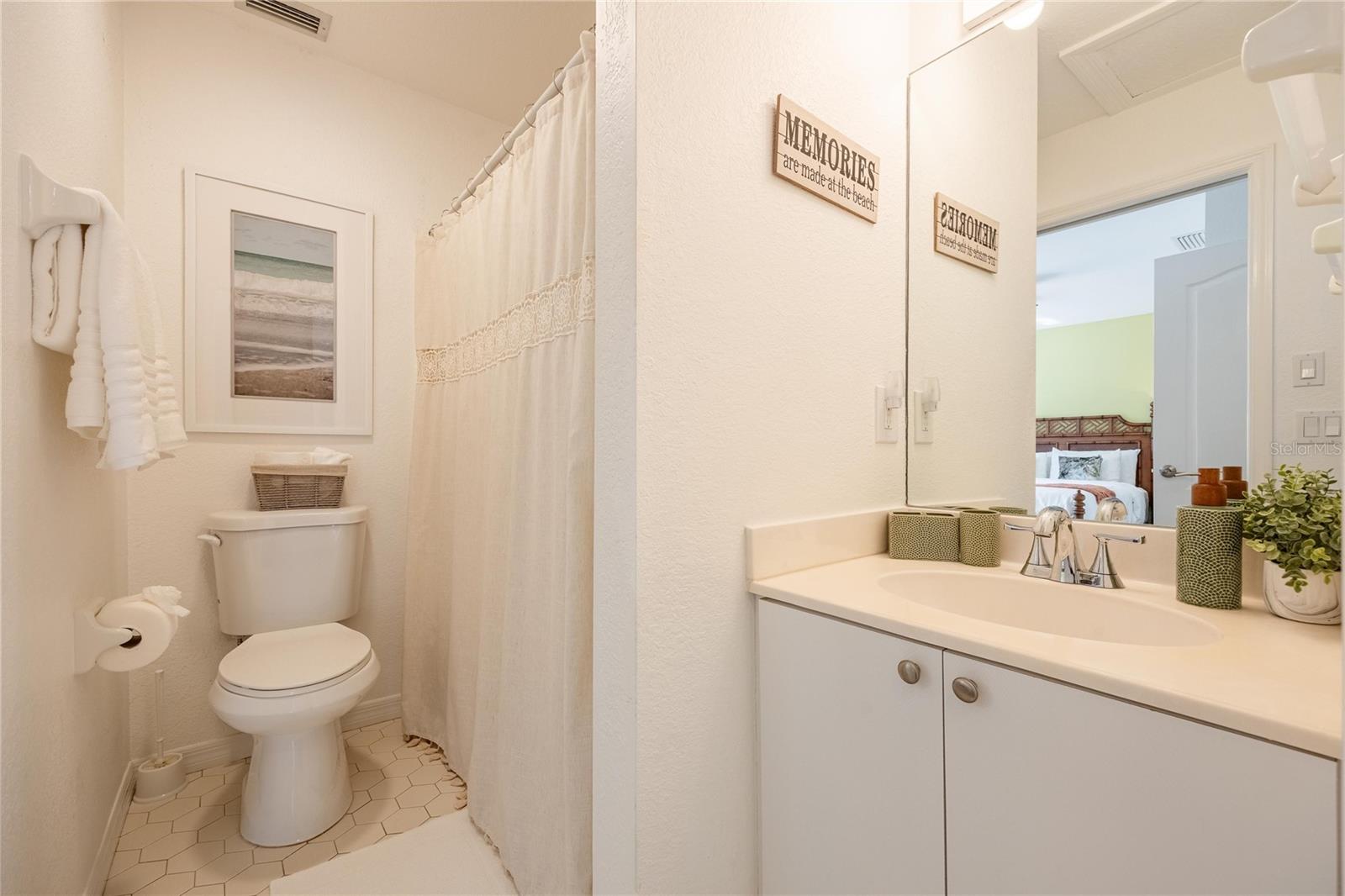 2630 N BEACH RD, ENGLEWOOD, FL, 34223