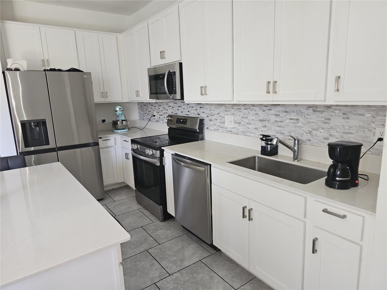 3166 LAURENT LOOP, DAVENPORT, FL, 33837