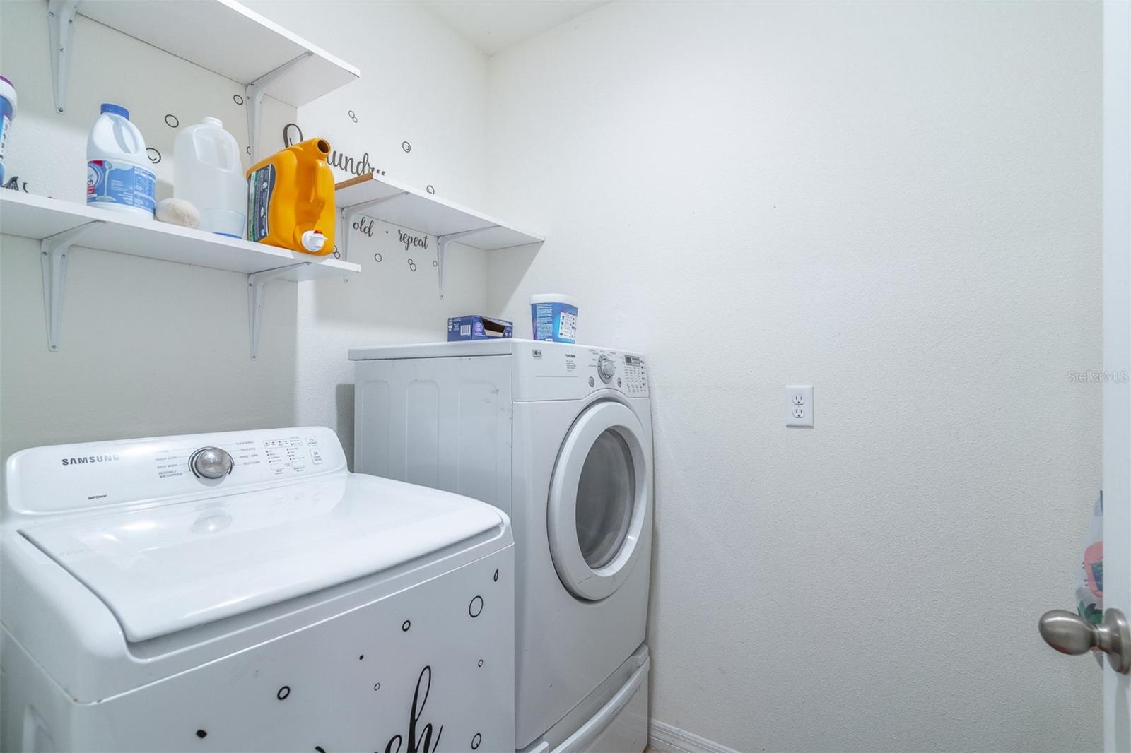 1419 FOX SQUIRREL DR, DAVENPORT, FL, 33897