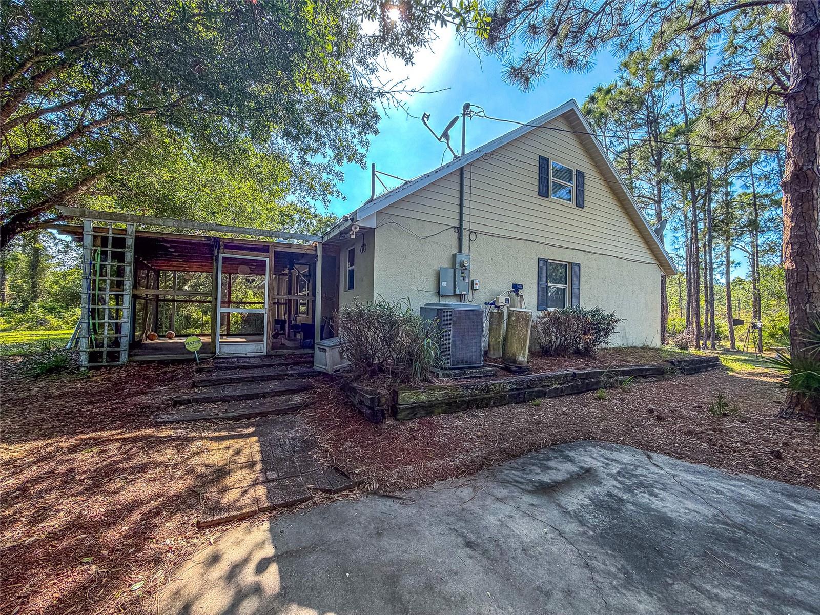 1019 DEARING ST, LAKE PLACID, FL, 33852